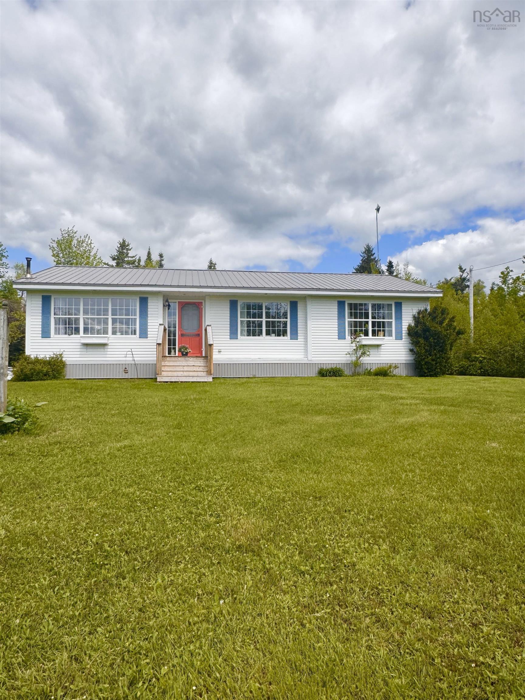 $249,900.00: 111 MacKay Road, Millbrook