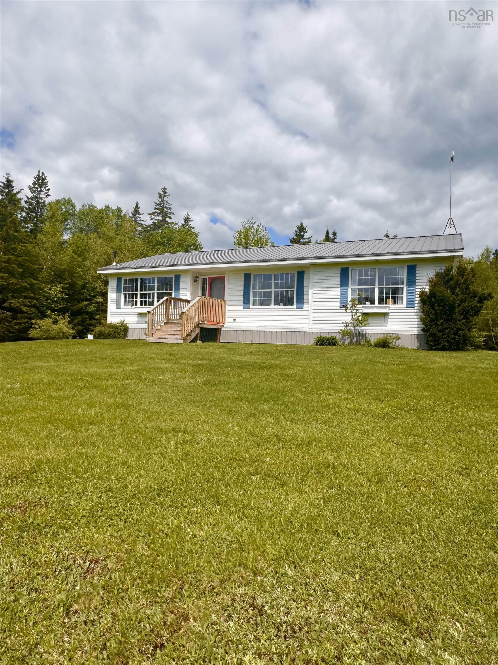 $249,900.00: 111 MacKay Road, Millbrook