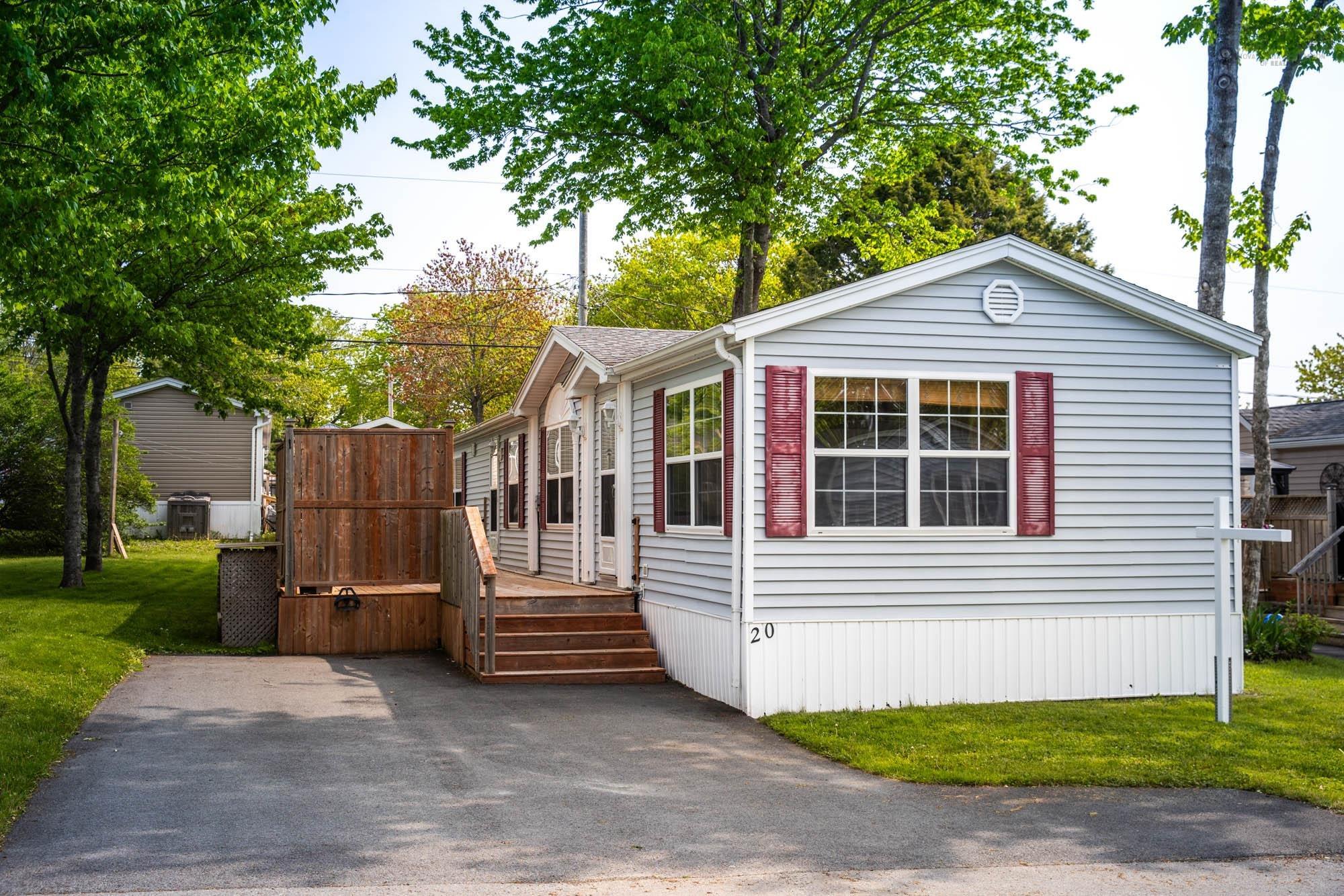 20 Seventh Street, Lucasville, NS (MLS® 202513388)