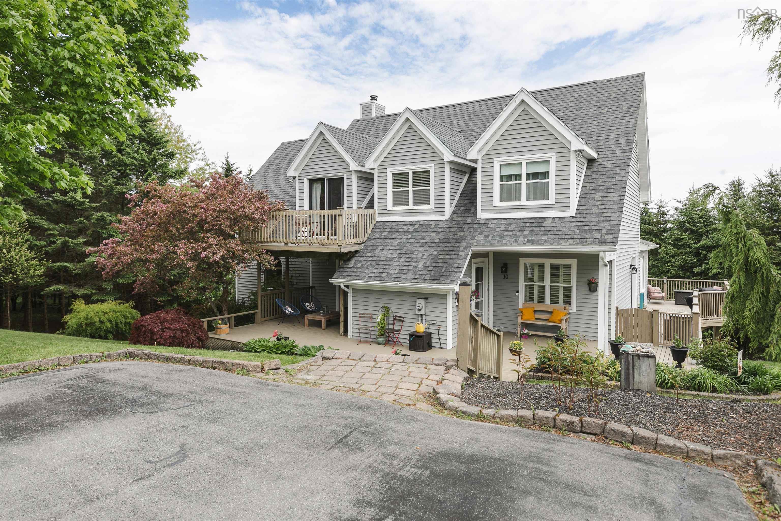 10 Westwind Drive, Chester, NS (MLS® 202513393)