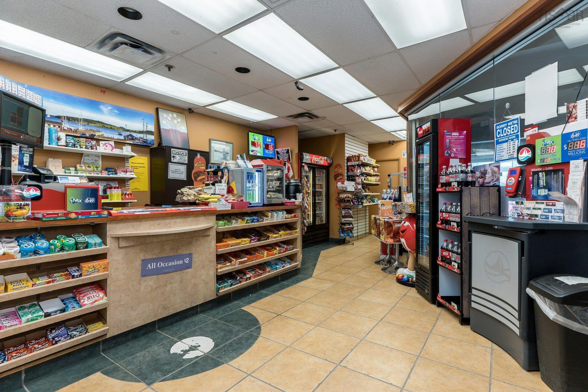 $79,500.00: Smoke Shop 7071 Bayers Road, Halifax