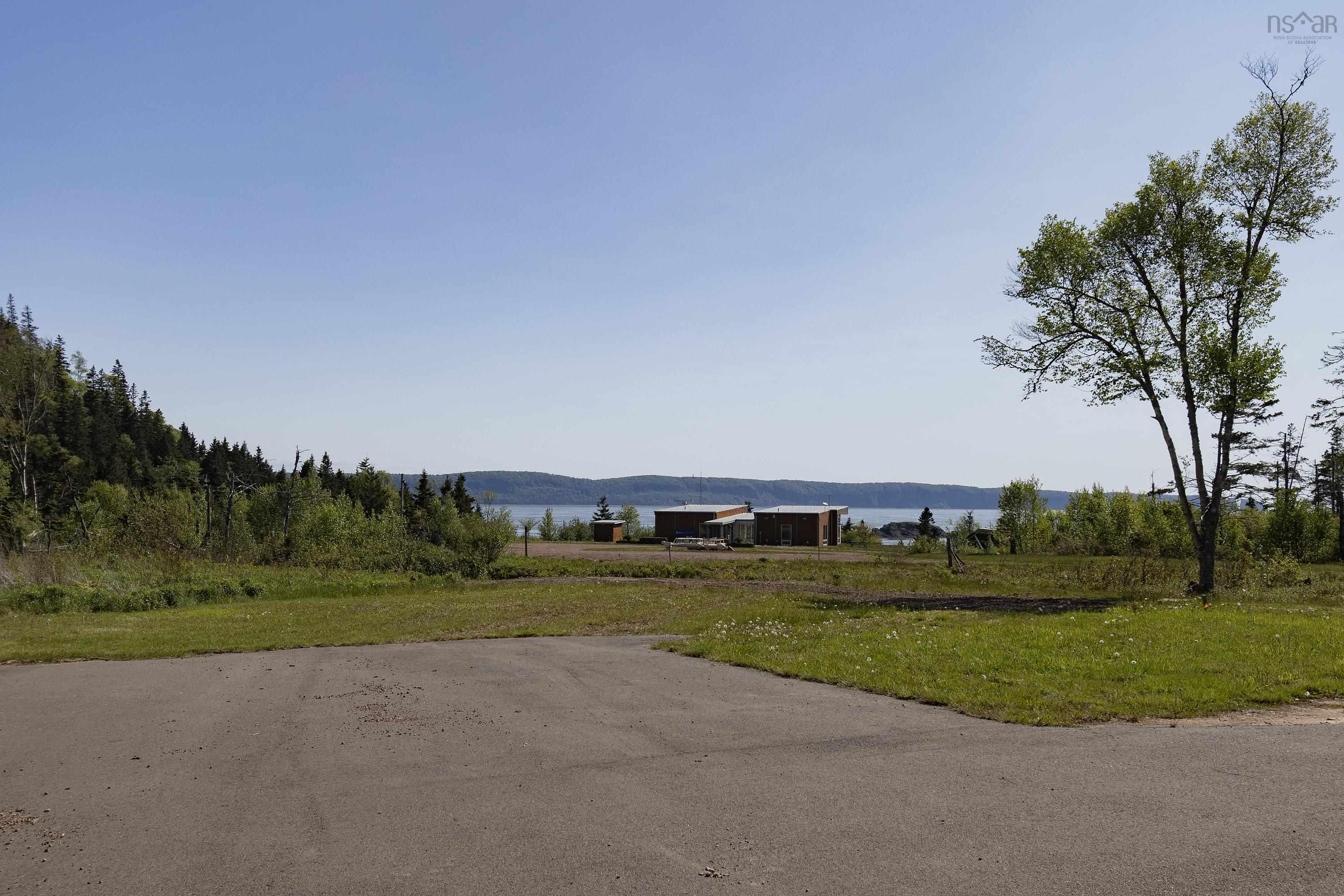 $165,900.00: 1168 West Bay Road, West Bay