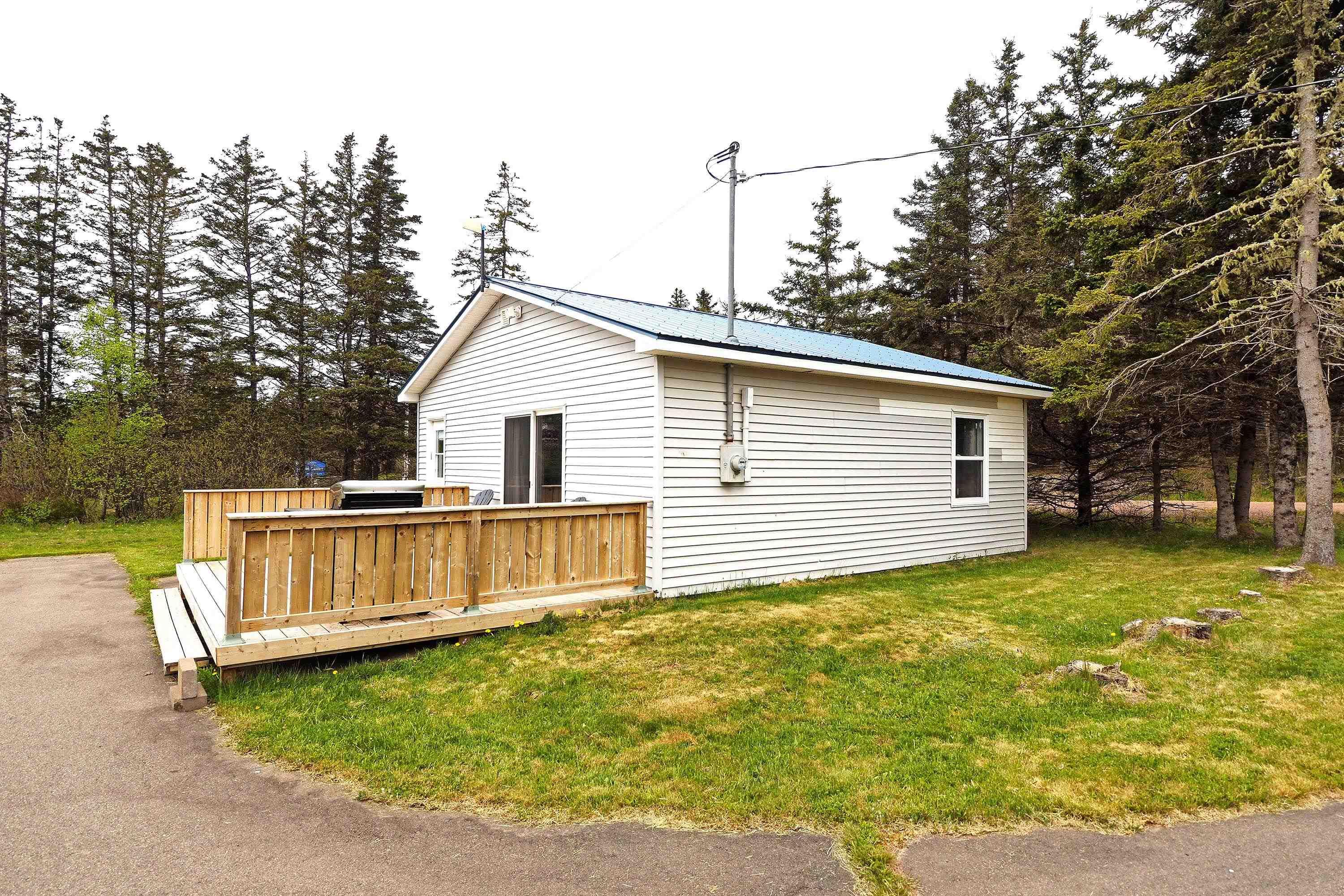 $165,900.00: 1168 West Bay Road, West Bay