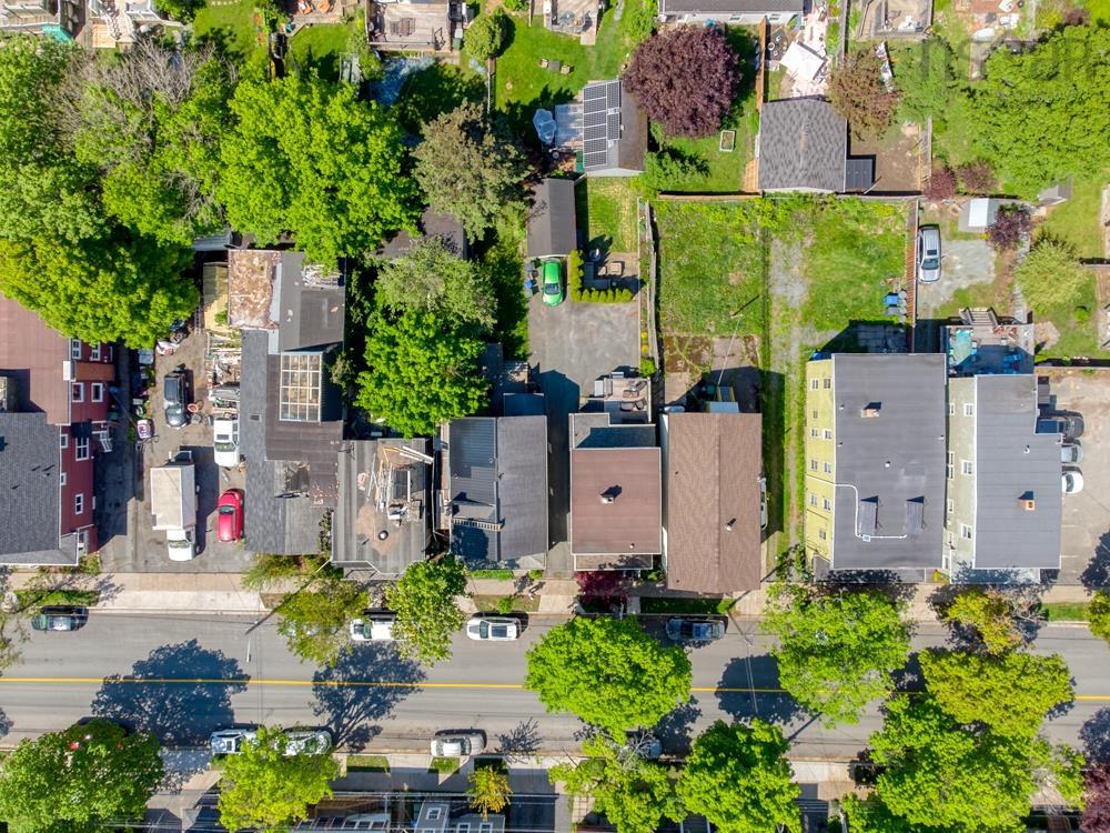 2070/2072 Oxford Street, Halifax, NS (MLS 202513598)