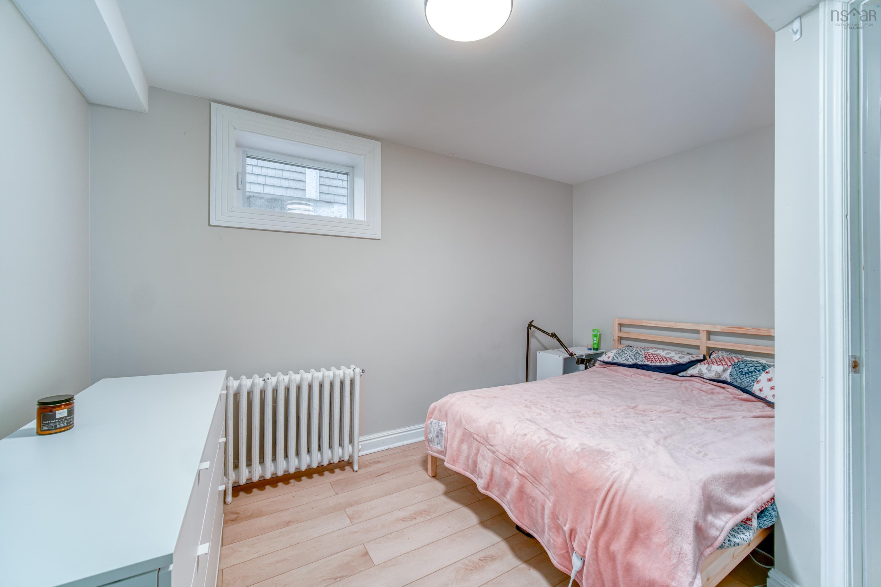 $879,000.00: 2078 Oxford Street, Halifax Regional Municipality