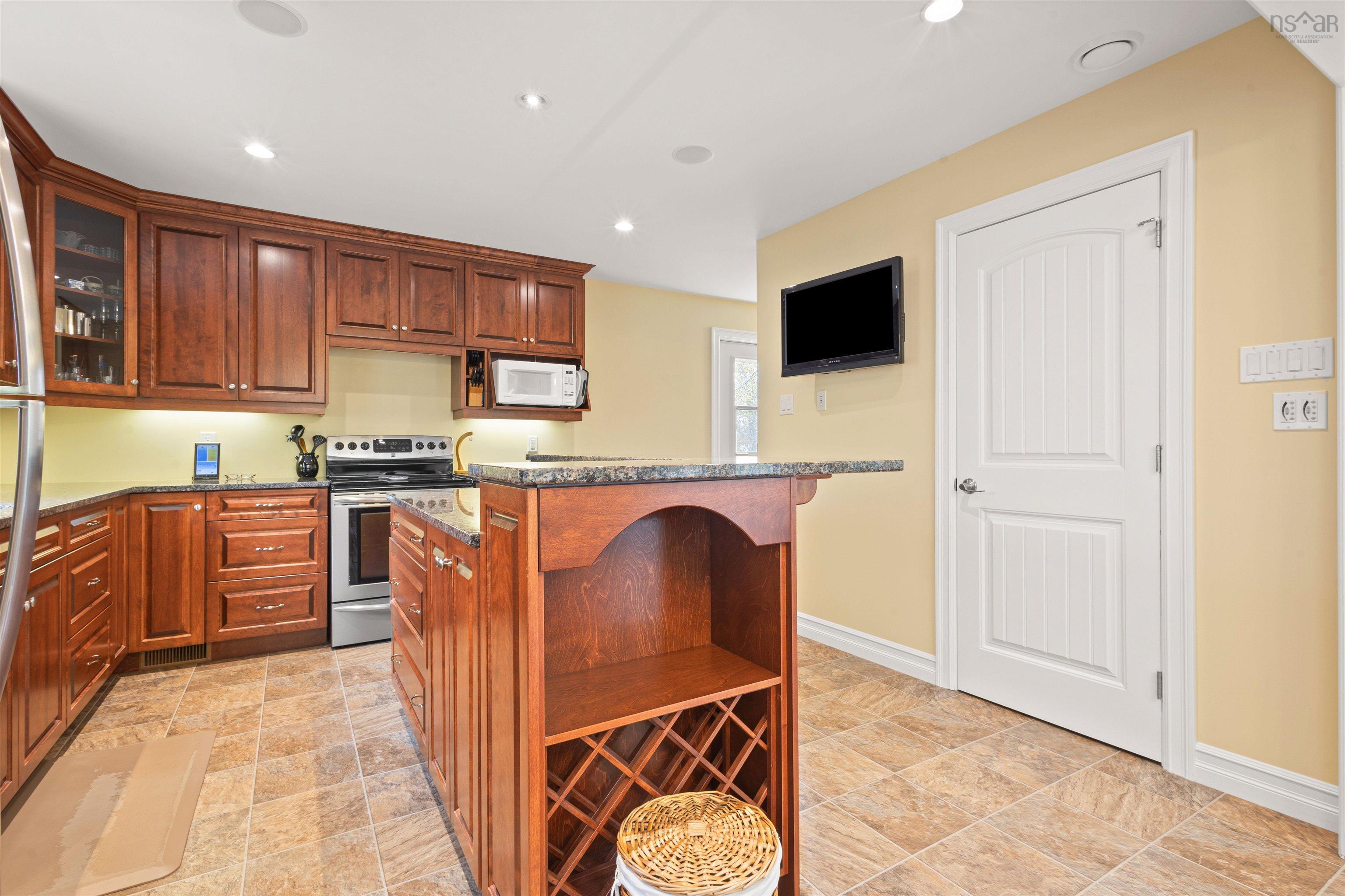 $1,199,000.00: 46 Melwood Avenue, Halifax