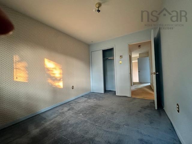 $349,900.00: 10 Stoneybrook Court, Clayton Park