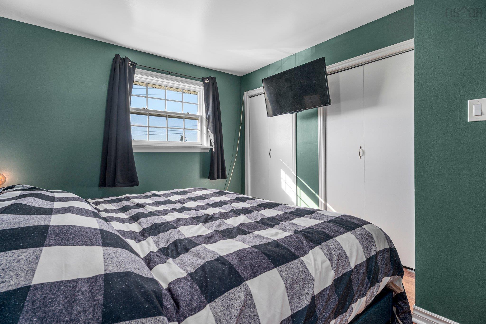 $425,000.00: 15 Briarwood Drive, Eastern Passage