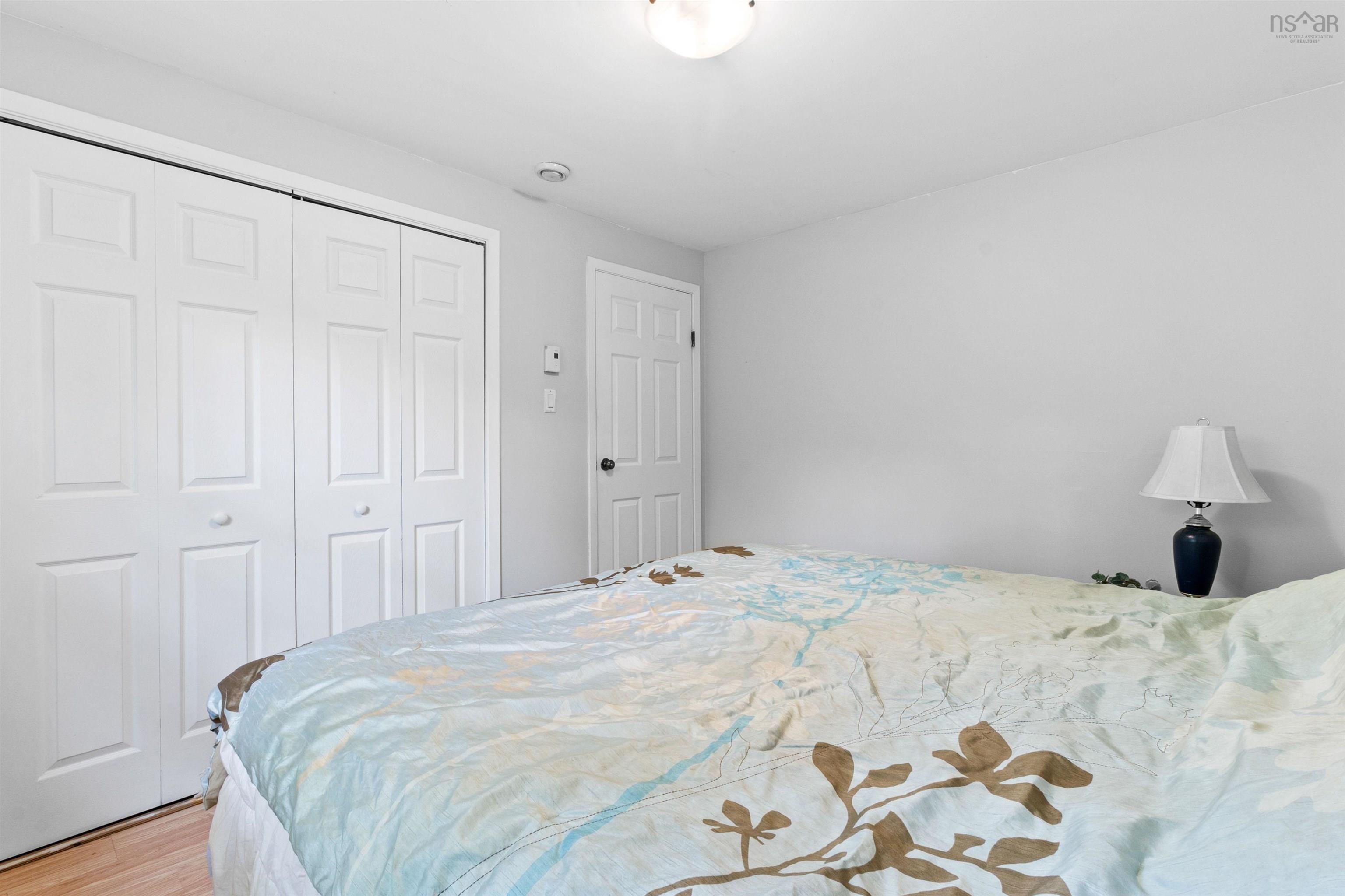 $279,900.00: 5640 Highway 1, Cambridge