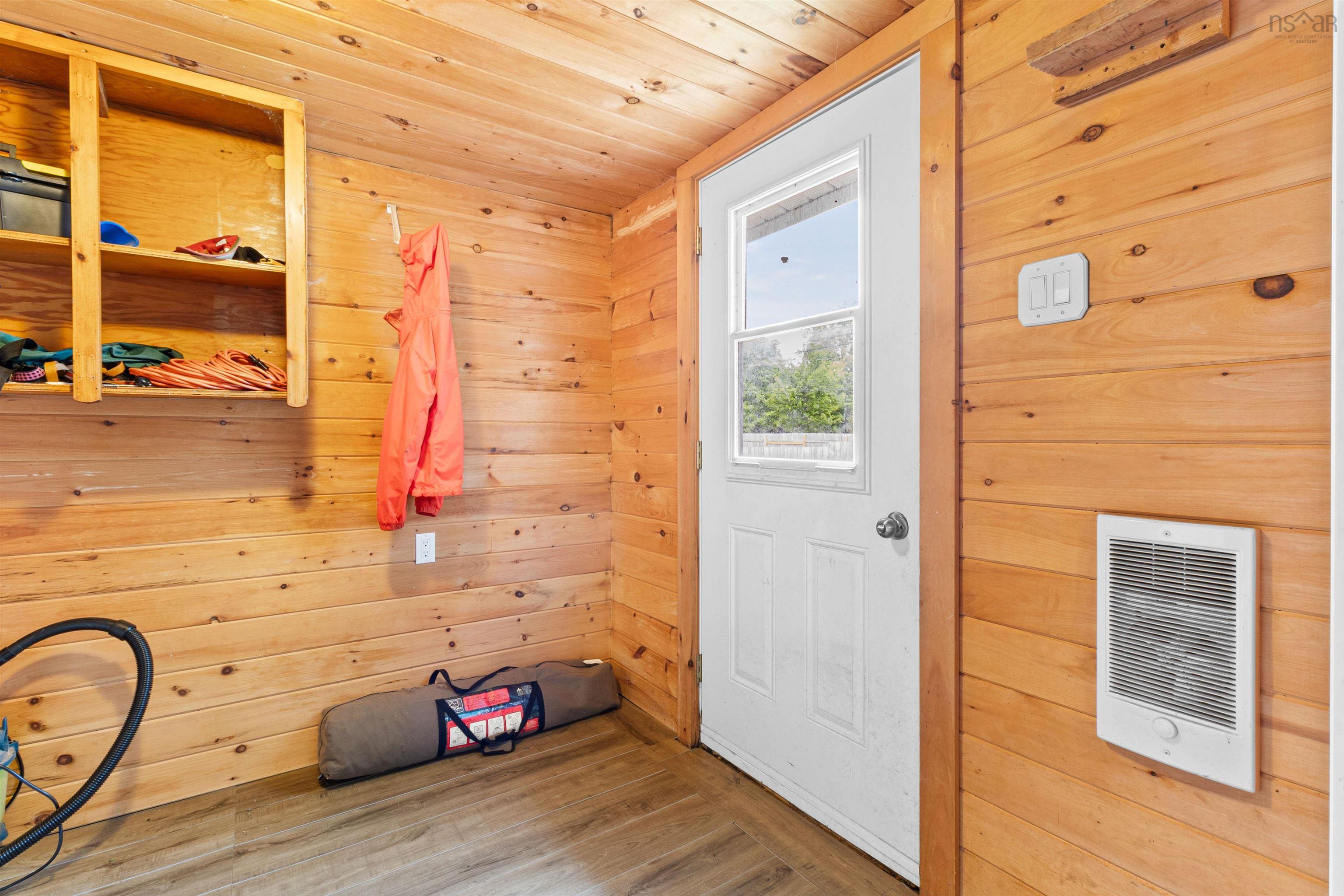 $279,900.00: 5640 Highway 1, Cambridge