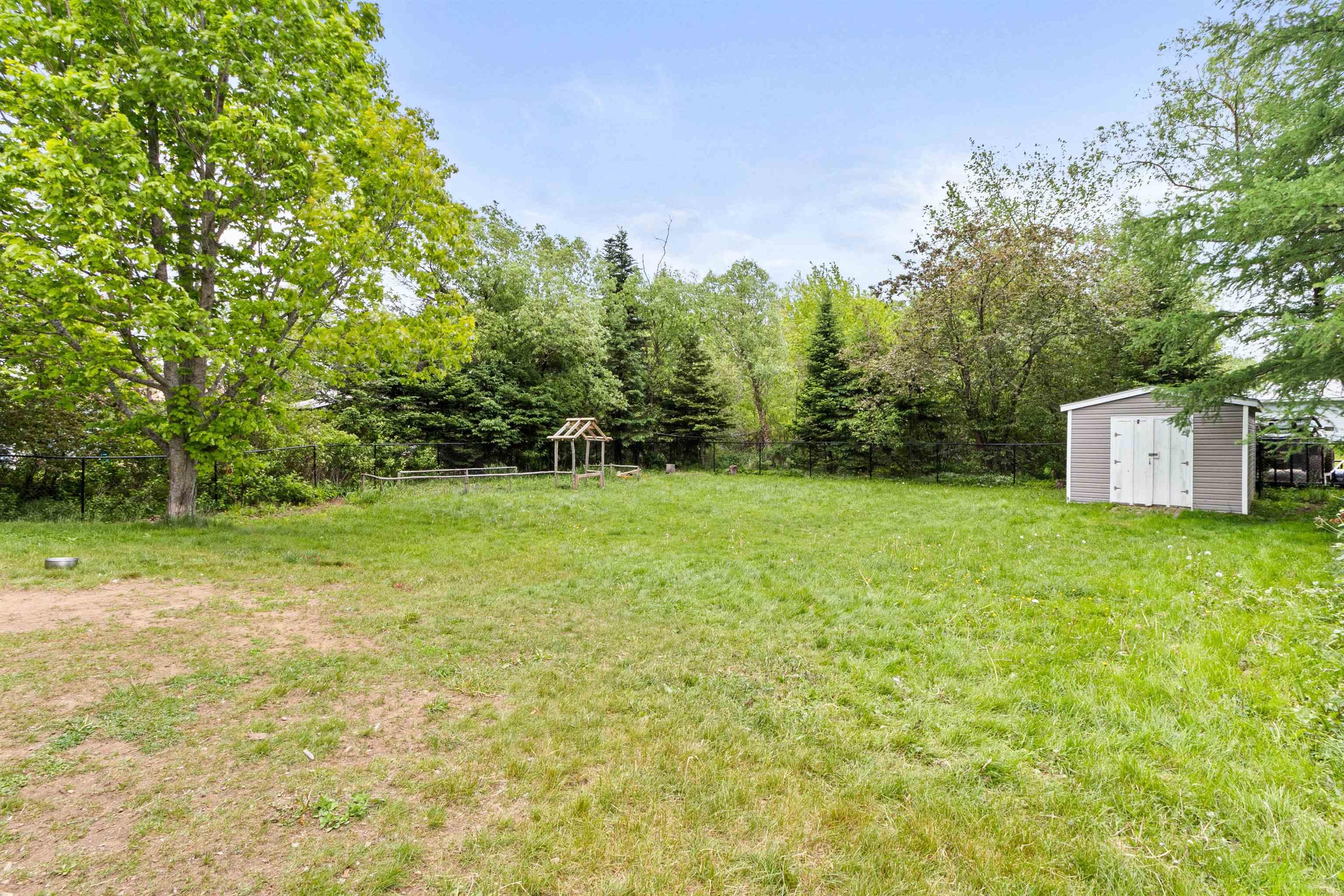 $279,900.00: 5640 Highway 1, Cambridge