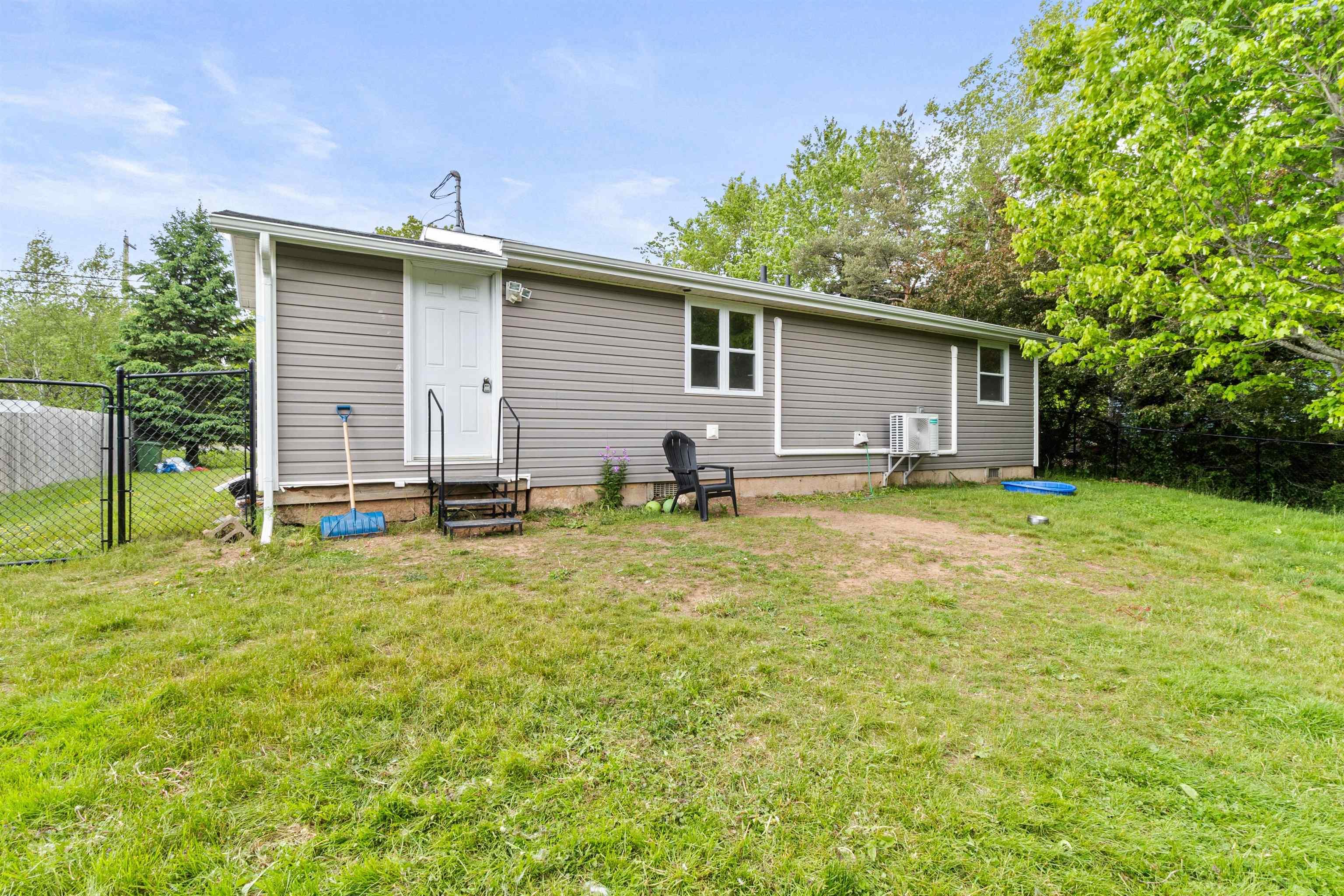 $279,900.00: 5640 Highway 1, Cambridge
