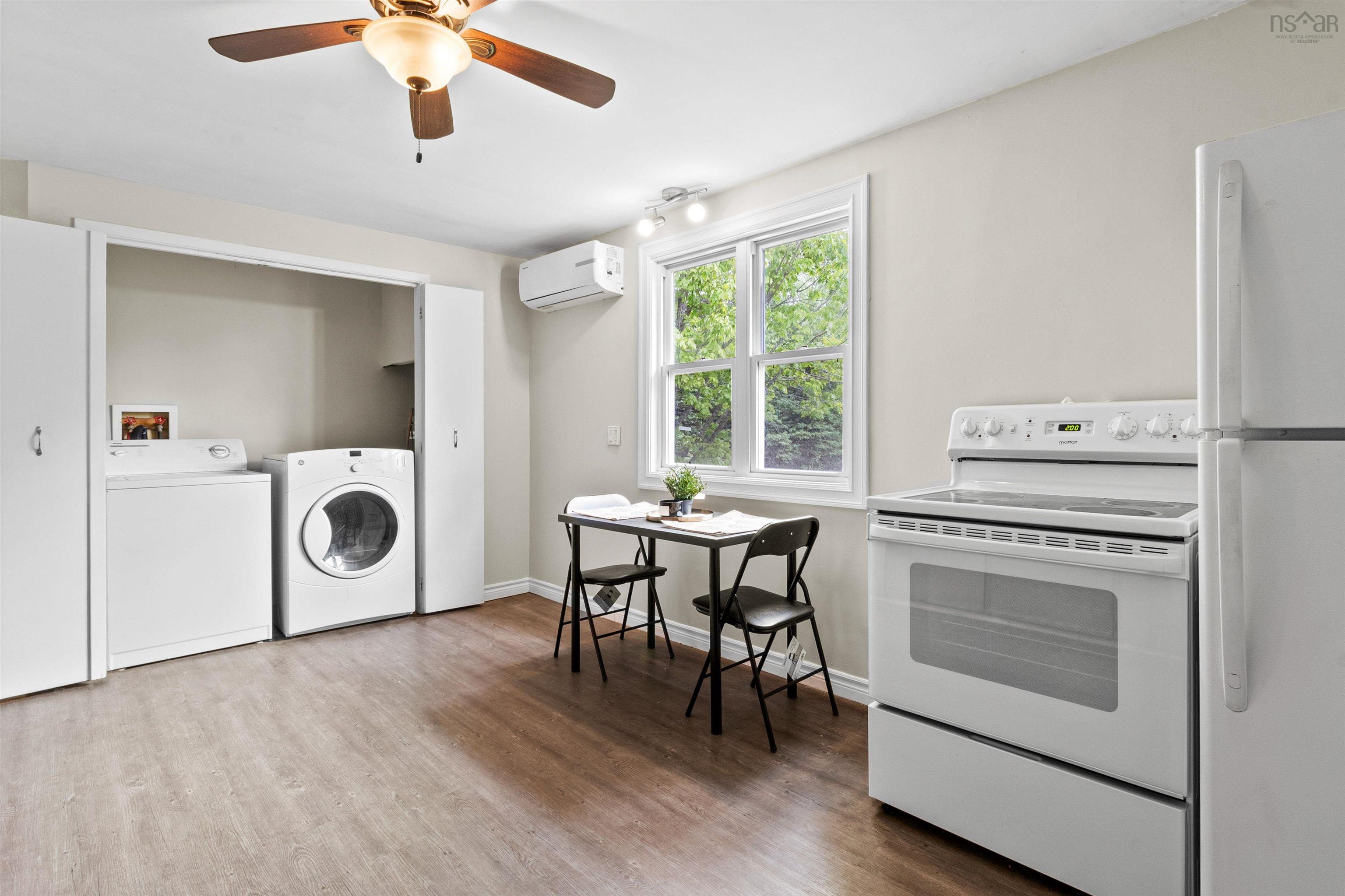 $279,900.00: 5640 Highway 1, Cambridge