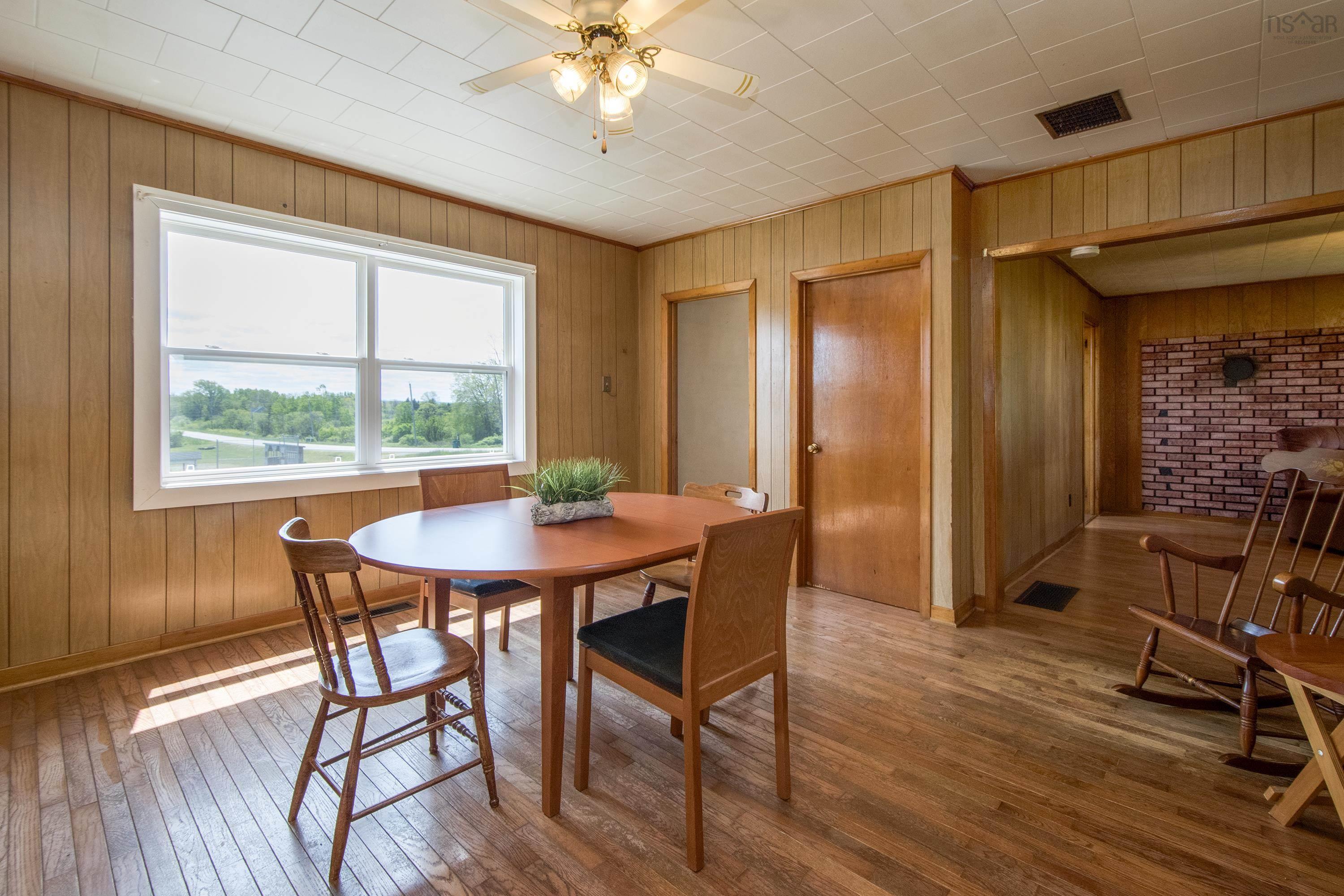 $259,900.00: 6060 Kempt Shore,    215 Highway, Kempt Shore