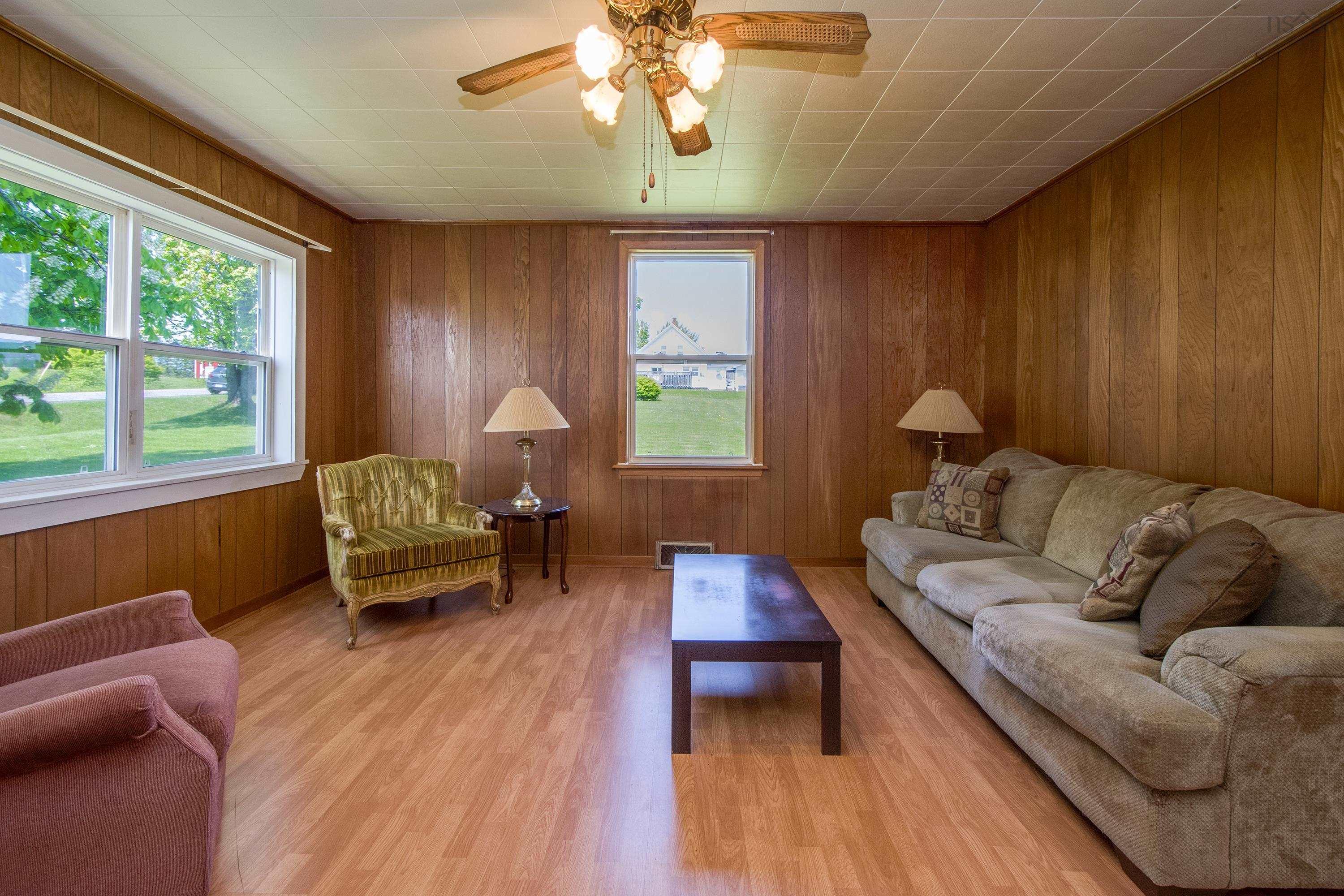 $259,900.00: 6060 Kempt Shore,    215 Highway, Kempt Shore