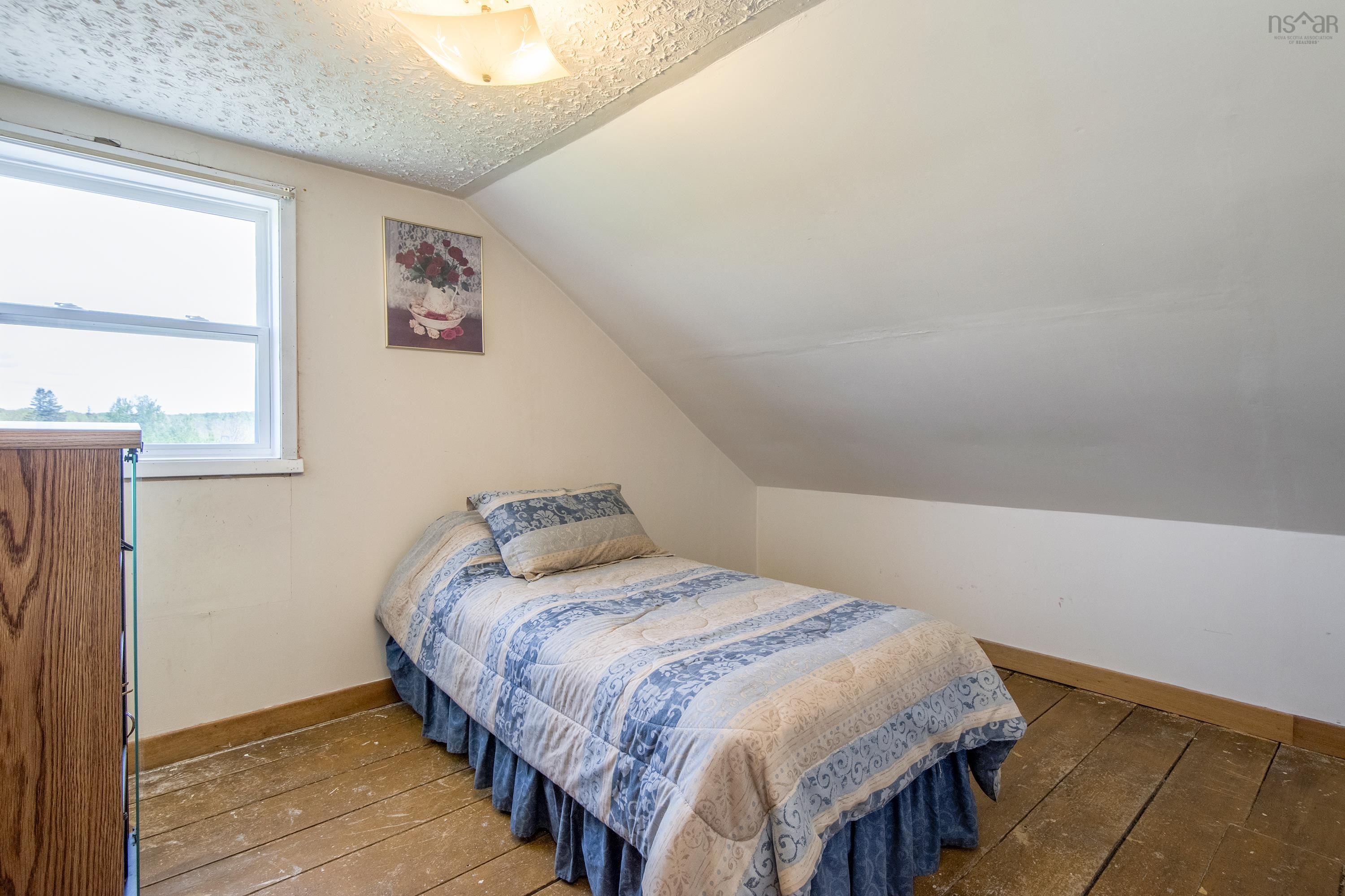 $259,900.00: 6060 Kempt Shore,    215 Highway, Kempt Shore