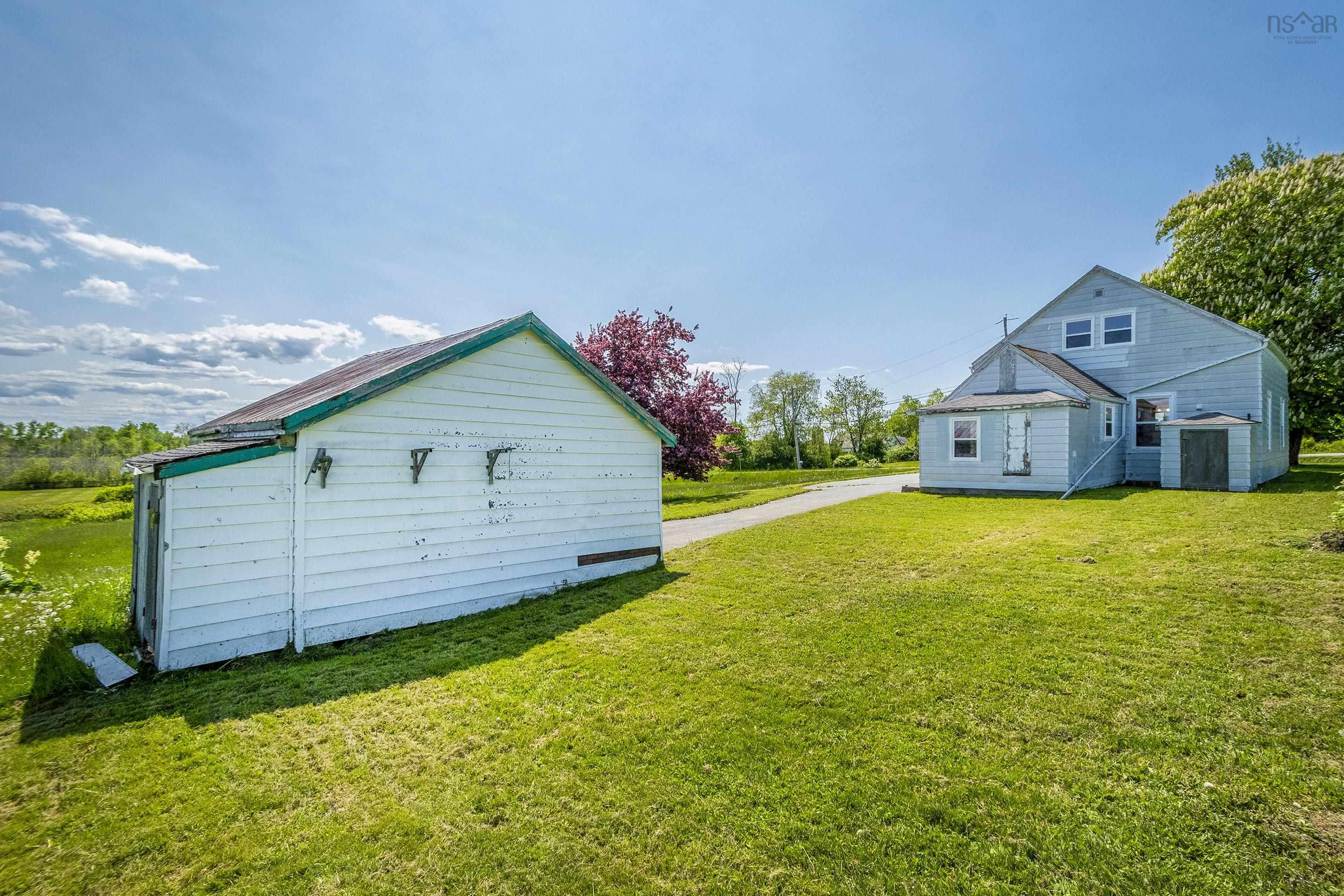 $259,900.00: 6060 Kempt Shore,    215 Highway, Kempt Shore