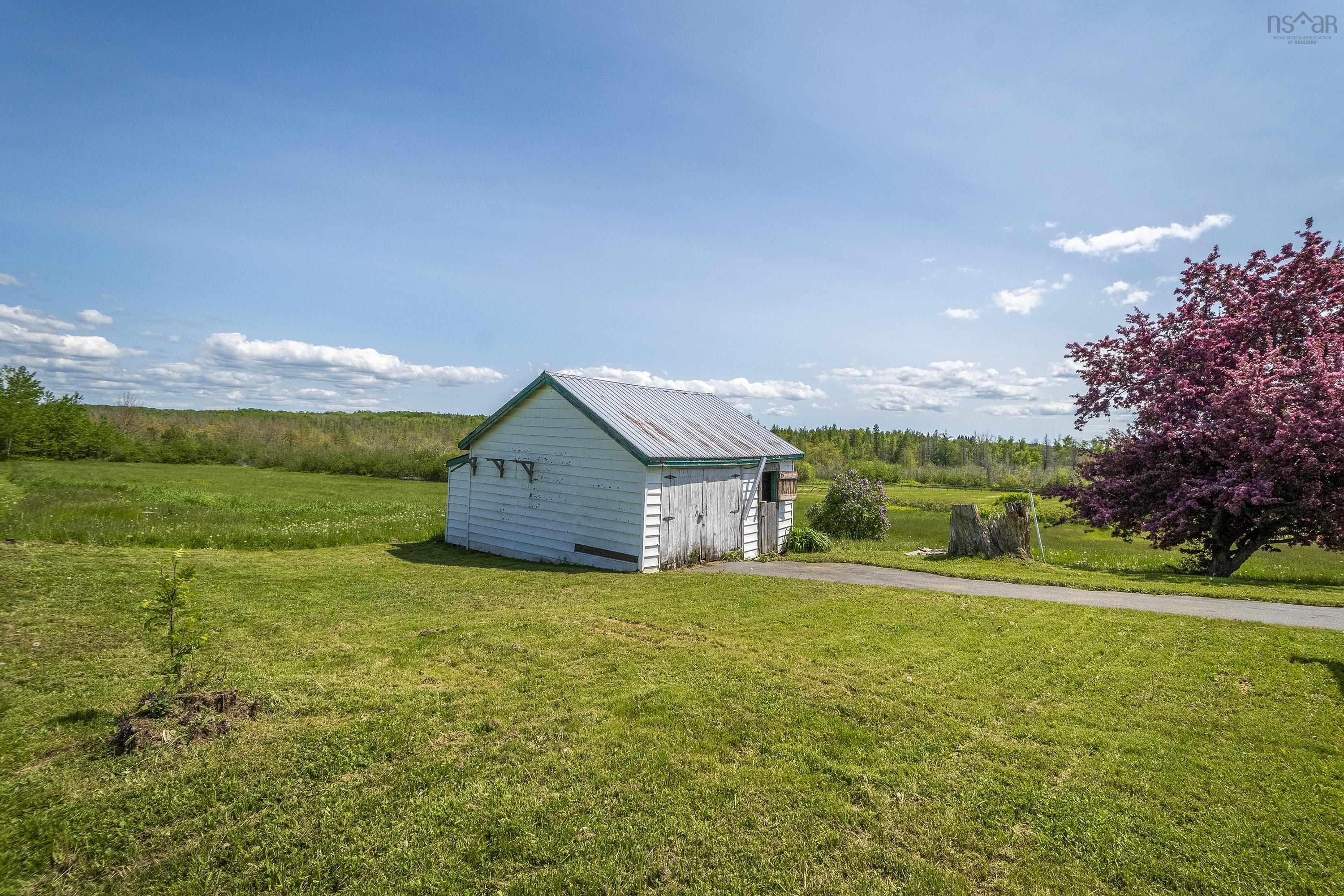 $259,900.00: 6060 Kempt Shore,    215 Highway, Kempt Shore