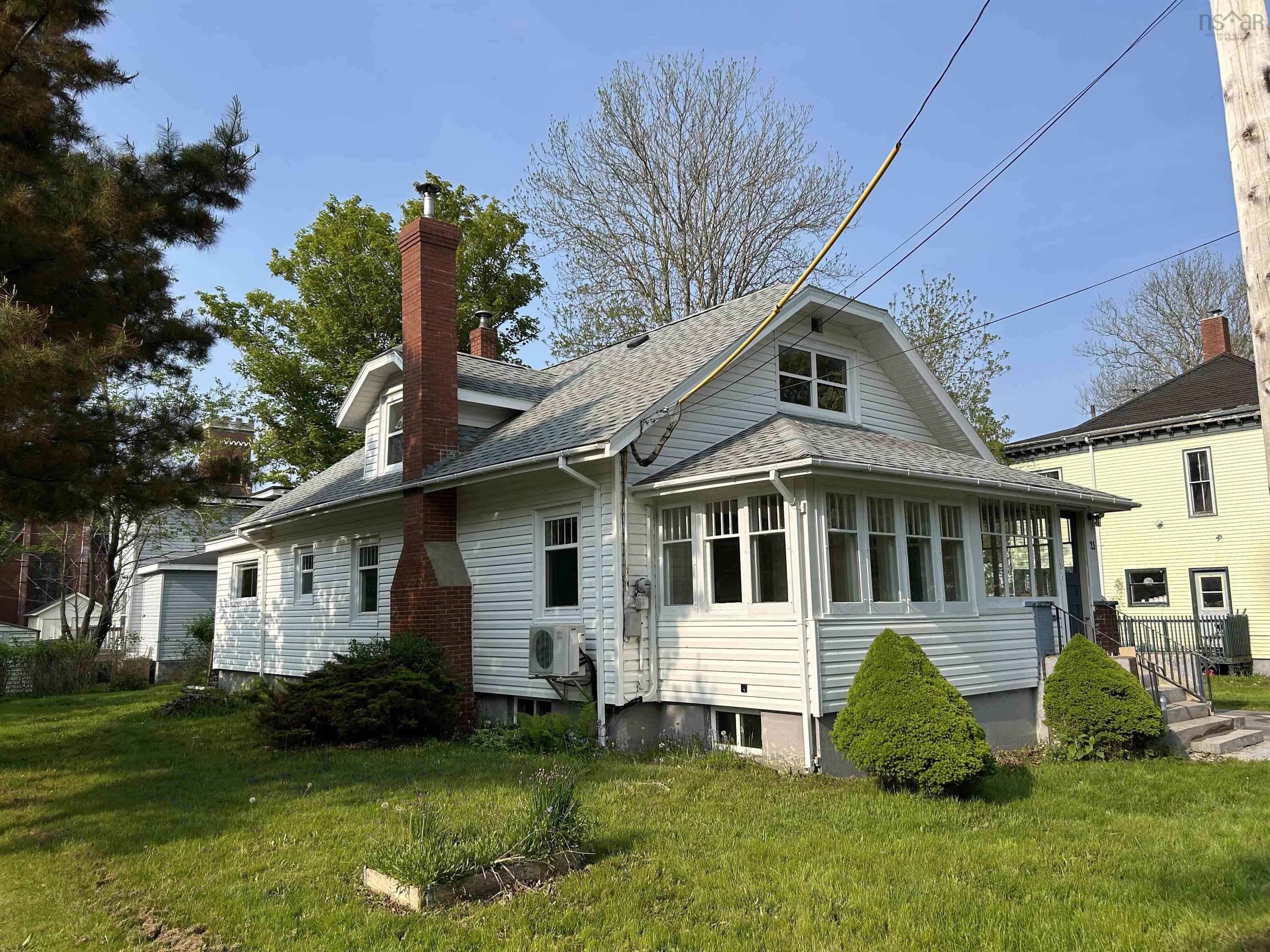 $299,000.00: 25 Cumberland Street, Yarmouth