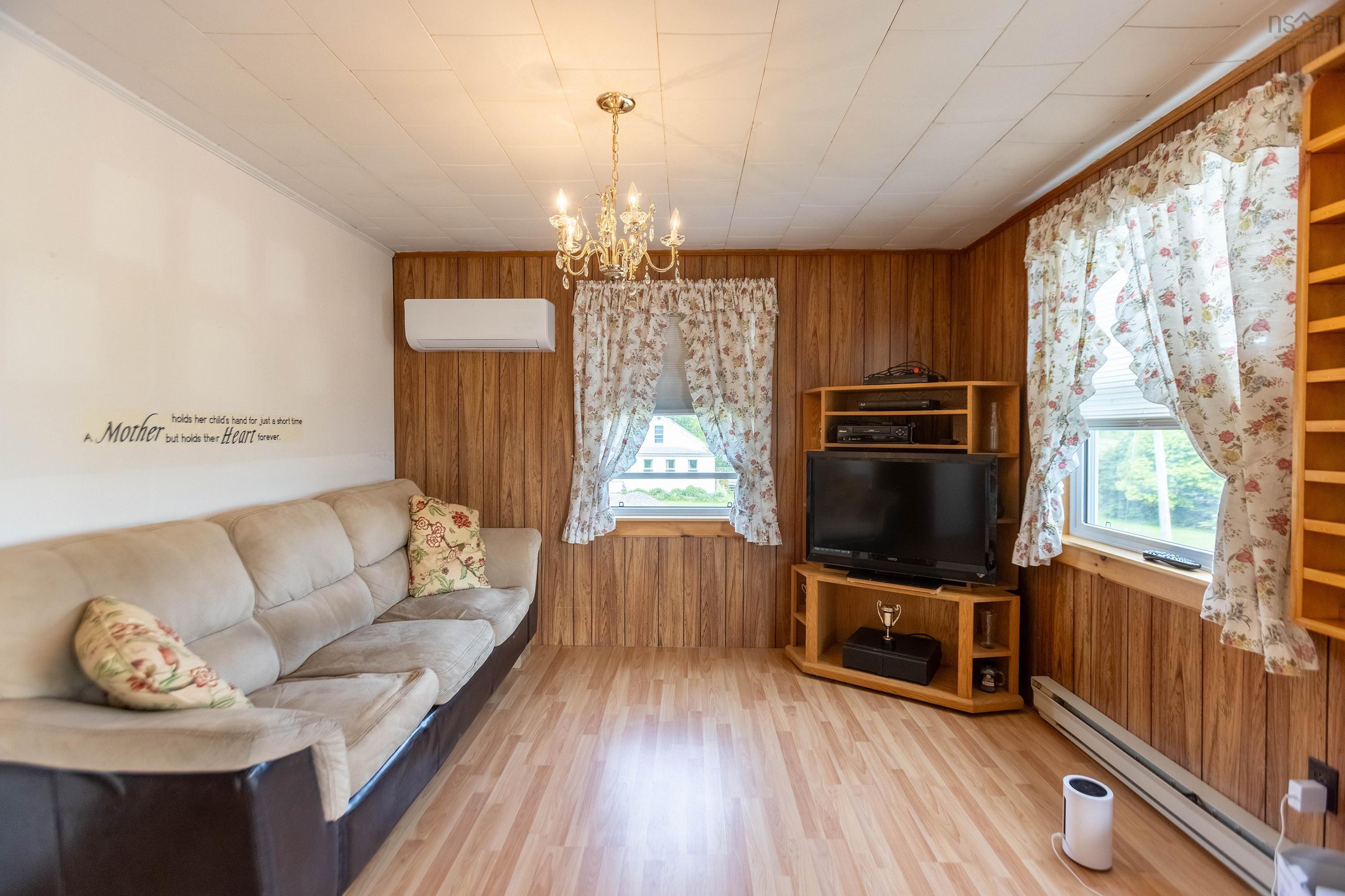 $299,999.00: 4742 Highway 366, Tidnish Cross Roads