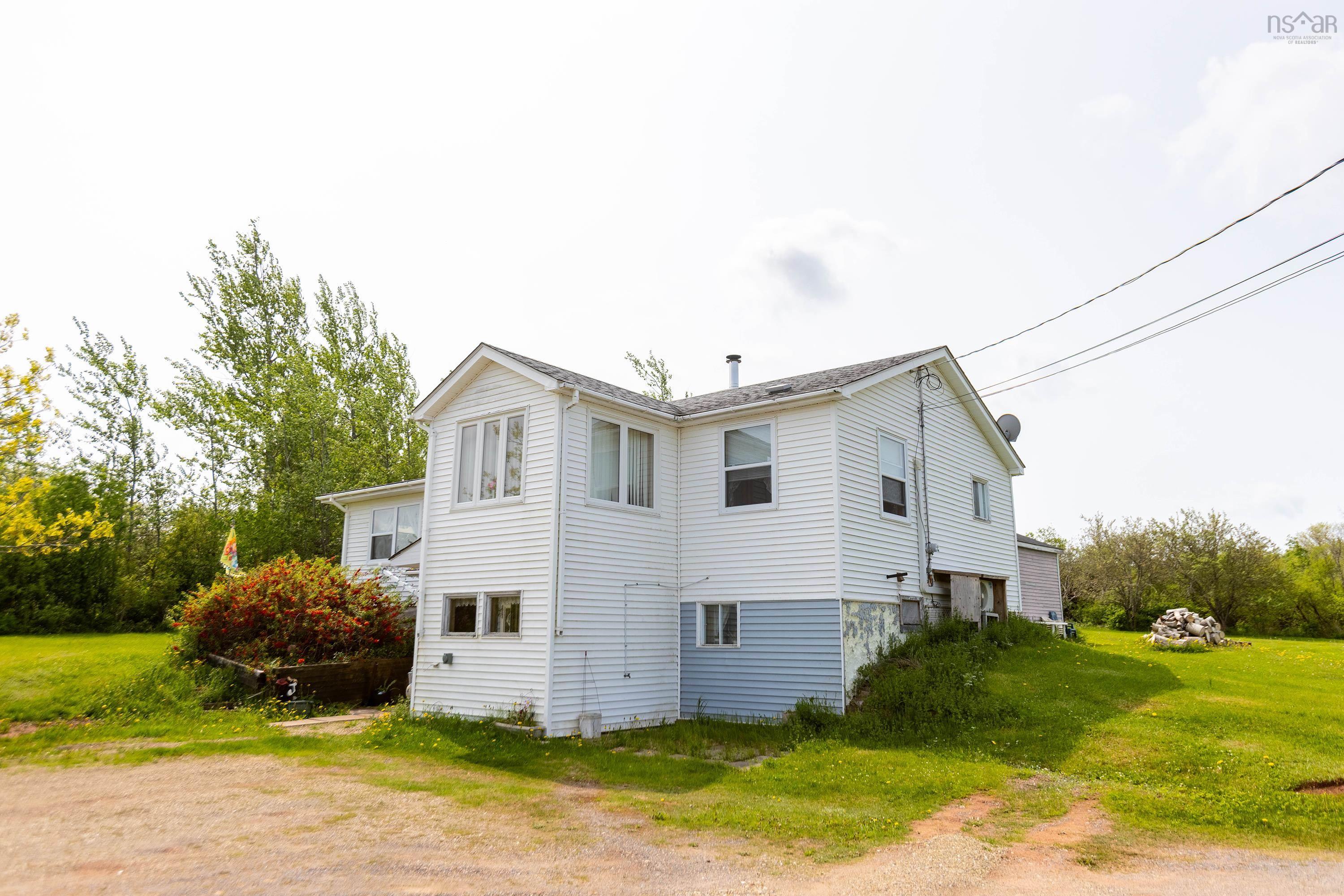 $299,999.00: 4742 Highway 366, Tidnish Cross Roads