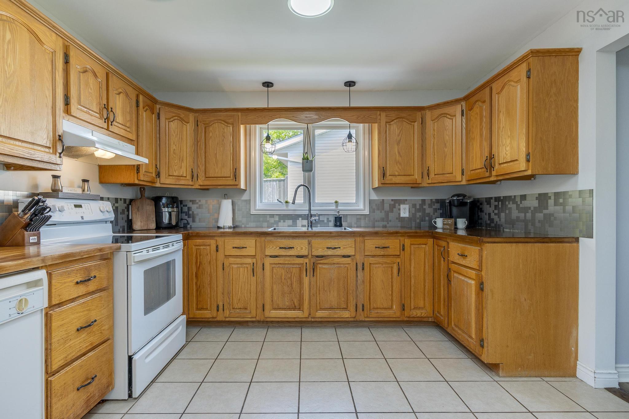 $399,900.00: 109 Lumberman Drive, Middle Sackville