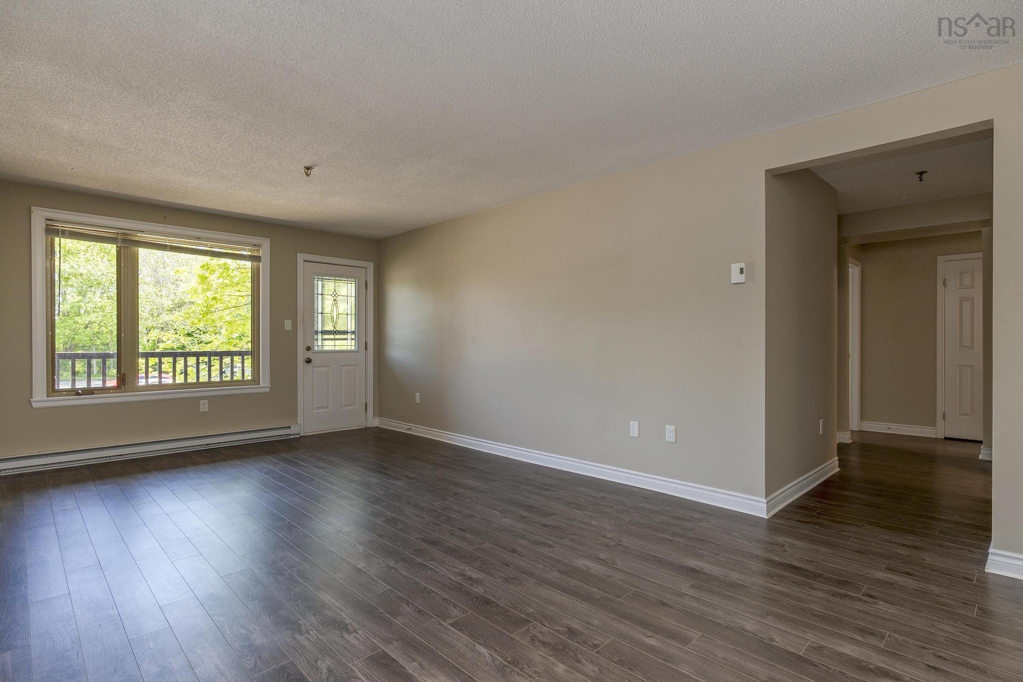 $359,900.00: 205 64 Cumberland Drive, Cole Harbour