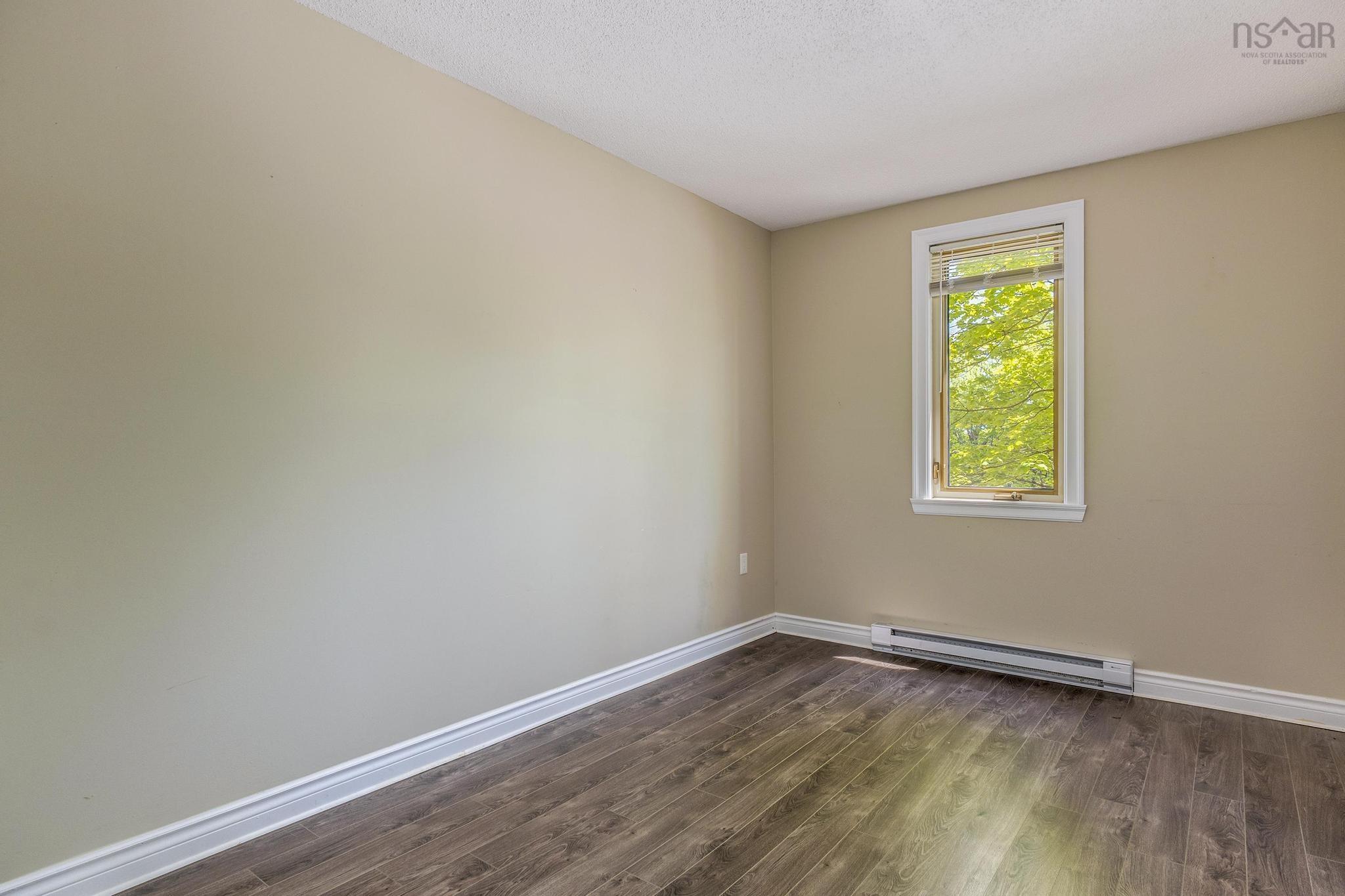 $359,900.00: 205 64 Cumberland Drive, Cole Harbour