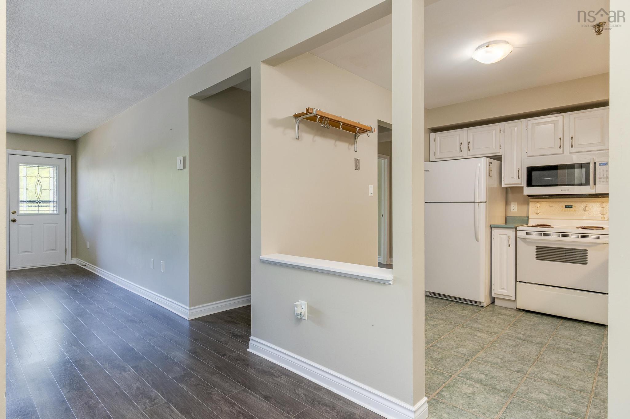 $359,900.00: 205 64 Cumberland Drive, Cole Harbour