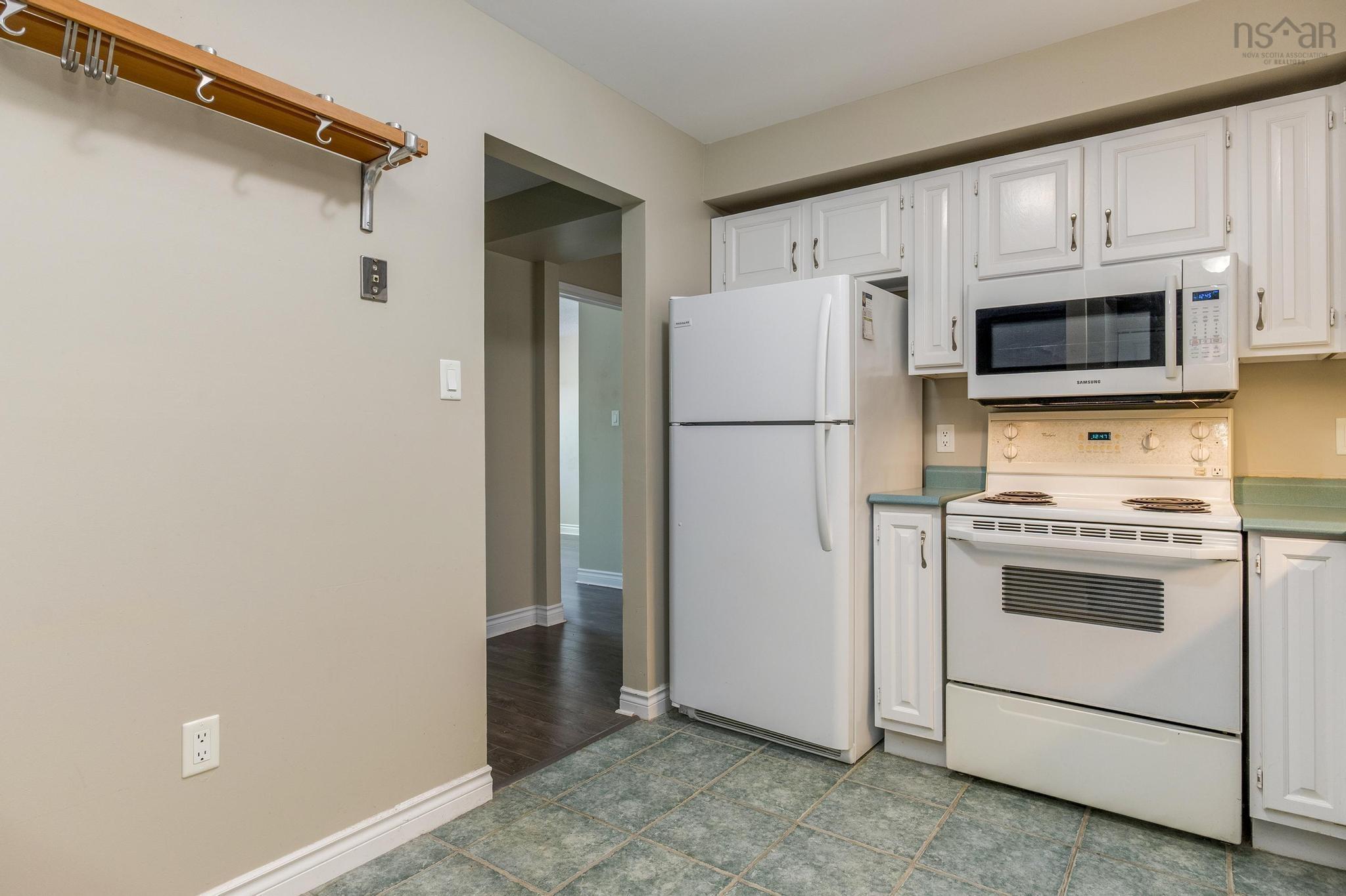 $359,900.00: 205 64 Cumberland Drive, Cole Harbour