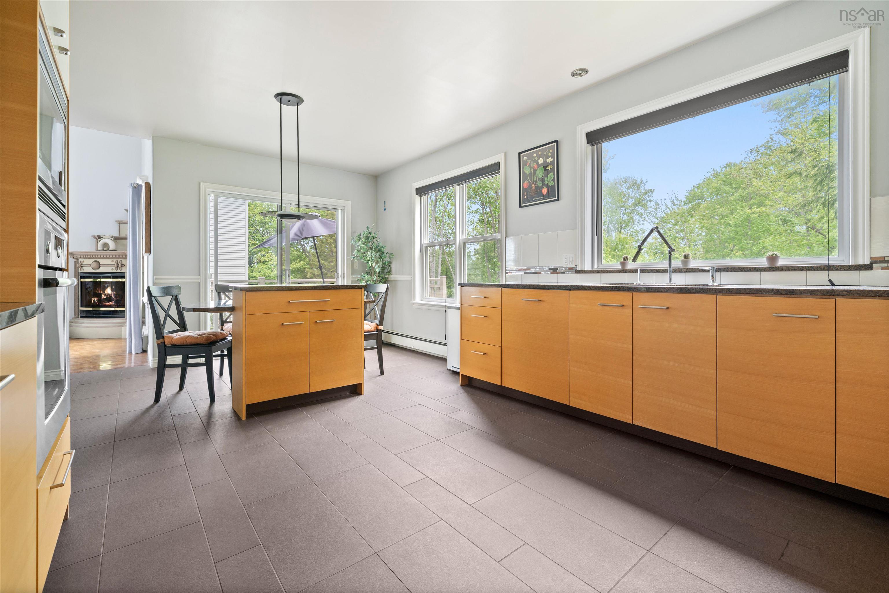$895,000.00: 60 Pioneer Avenue, Halifax