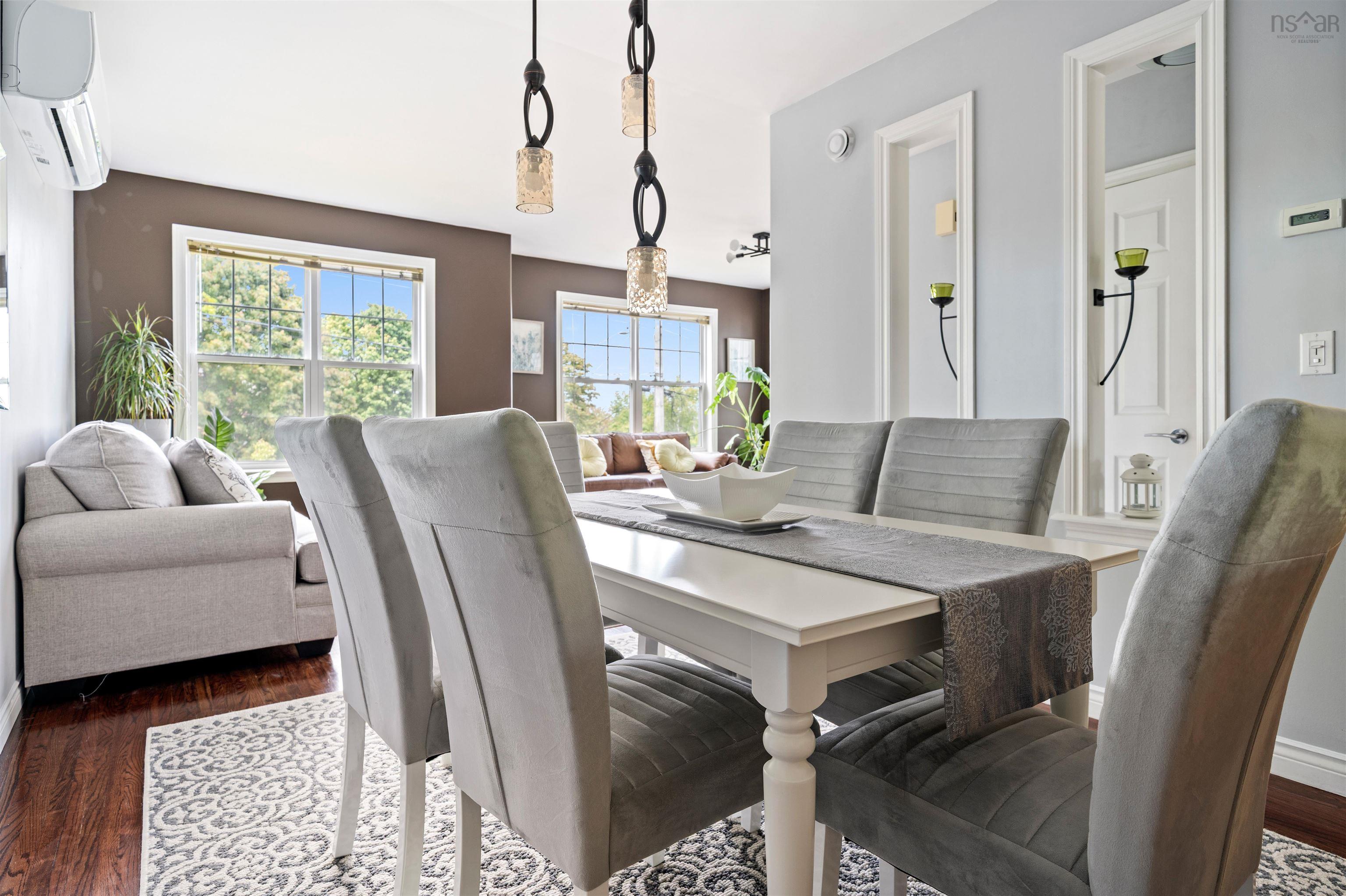 $895,000.00: 60 Pioneer Avenue, Halifax