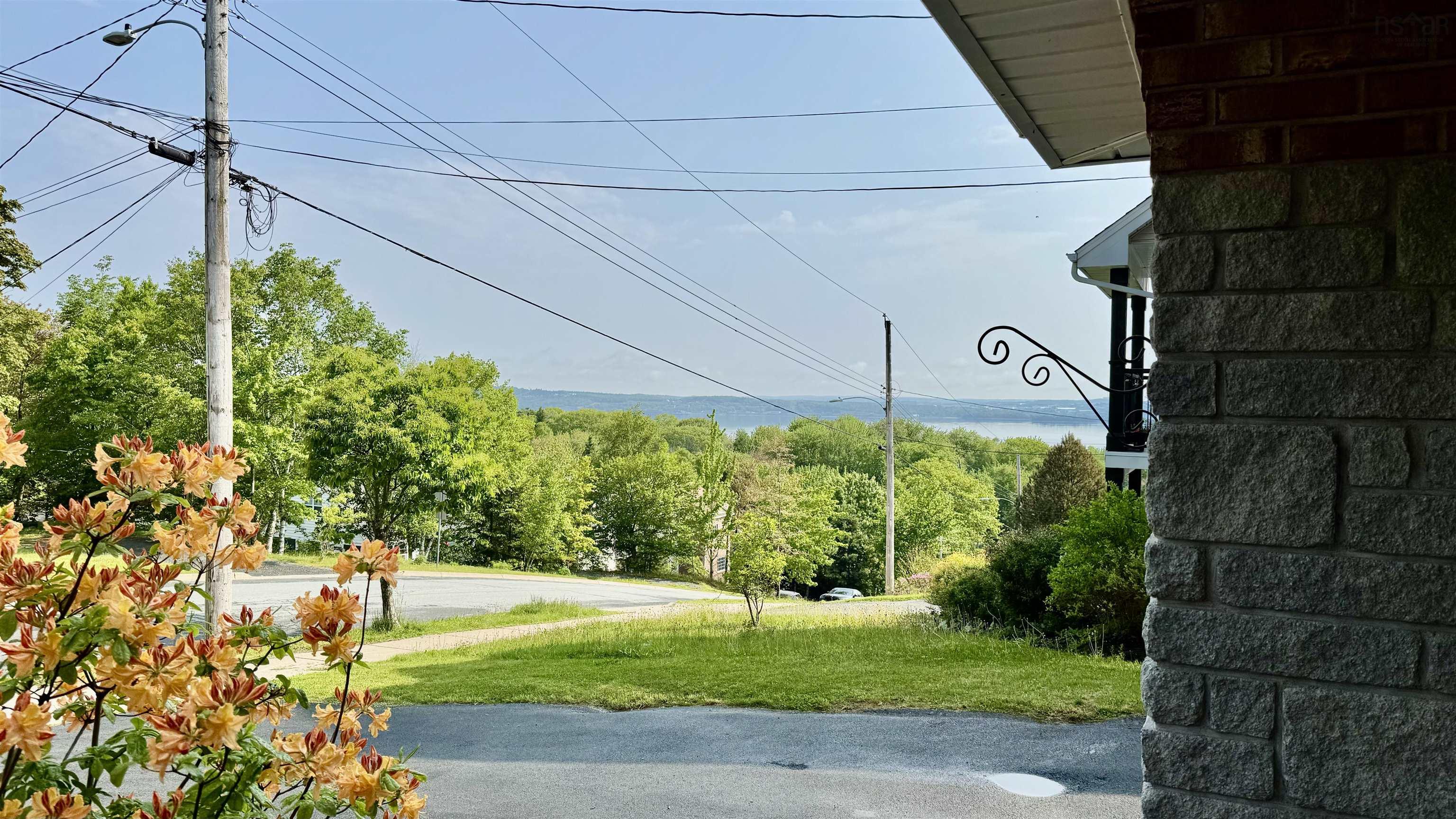 $895,000.00: 60 Pioneer Avenue, Halifax