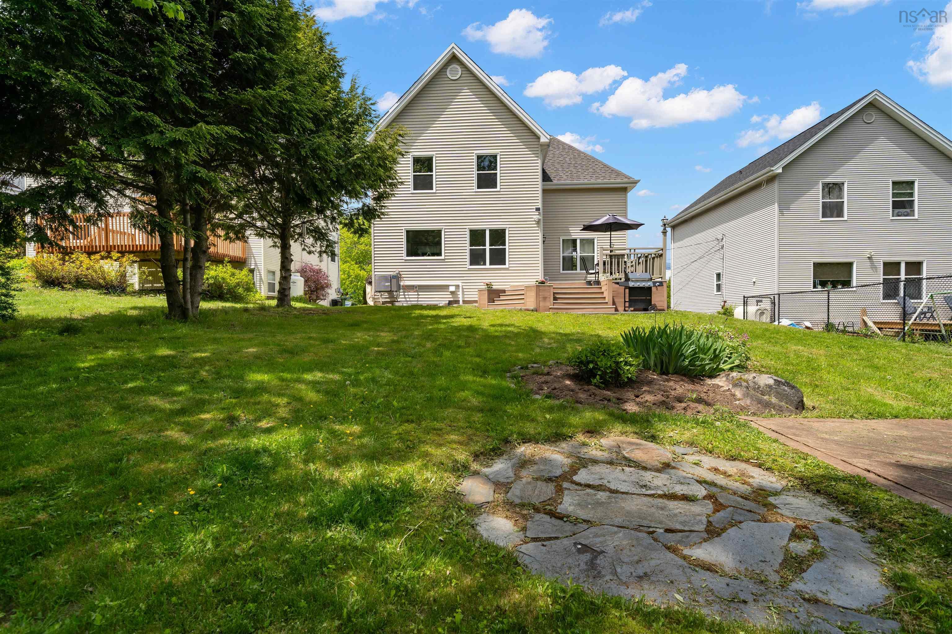 $895,000.00: 60 Pioneer Avenue, Halifax