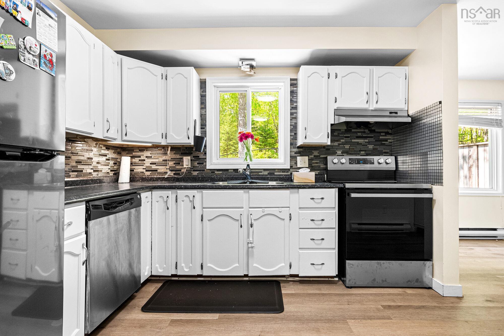 $429,900.00: 12 Fir Tree Lane, Halifax Regional Municipality