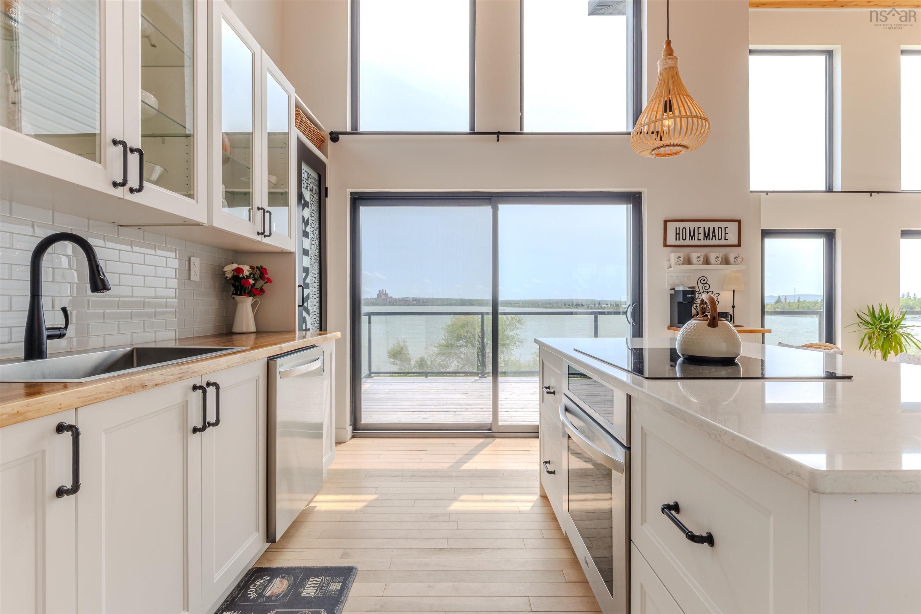 $649,000.00: 152 Harbour Crossing Drive, Pictou