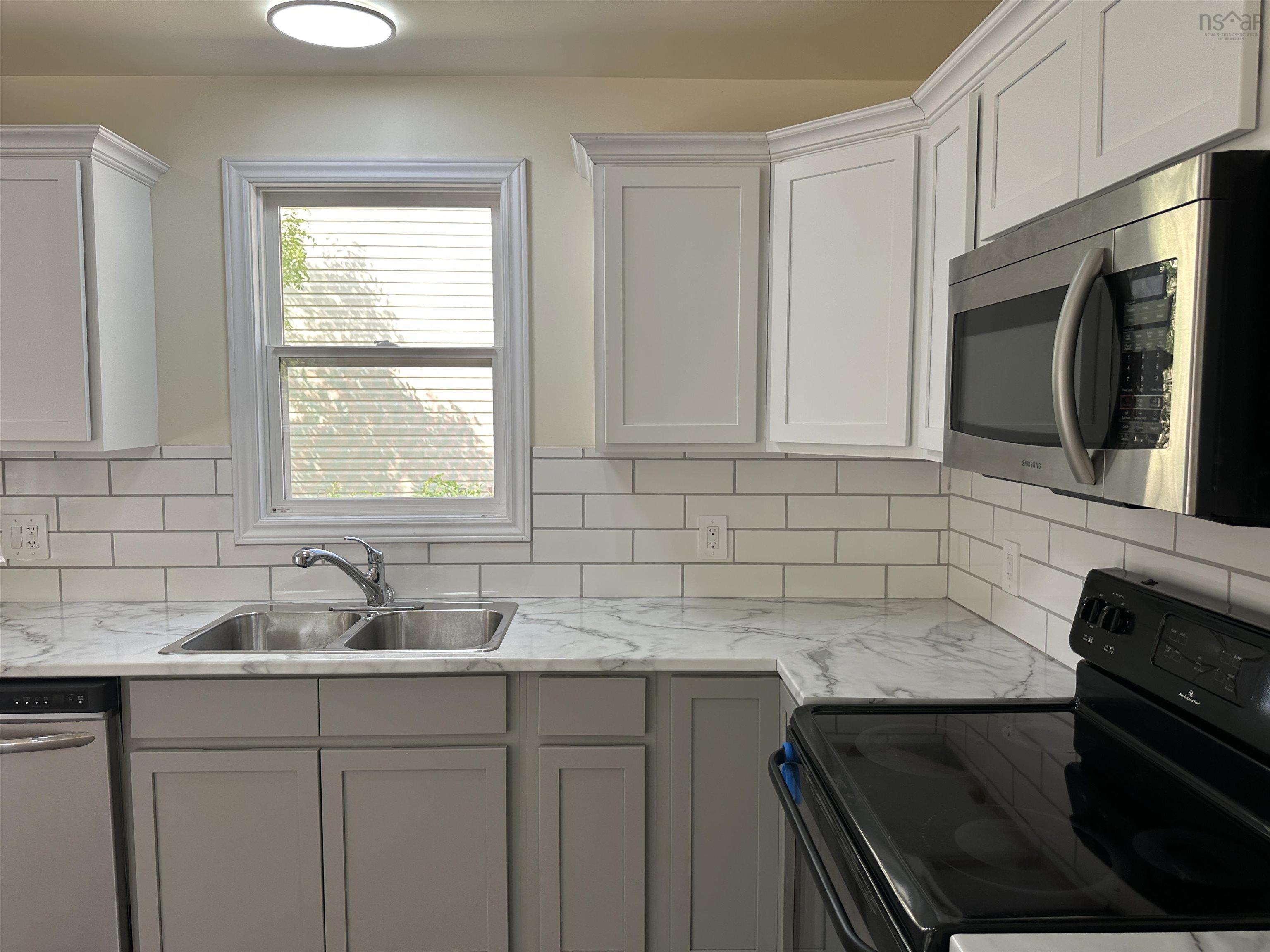 $284,500.00: 570 Nelson Street, New Glasgow