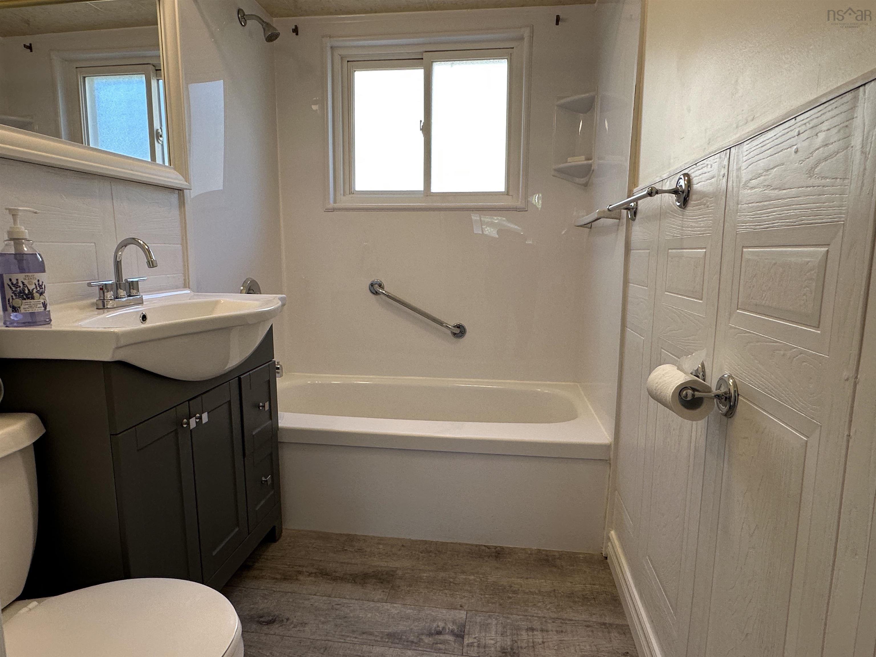 $284,500.00: 570 Nelson Street, New Glasgow