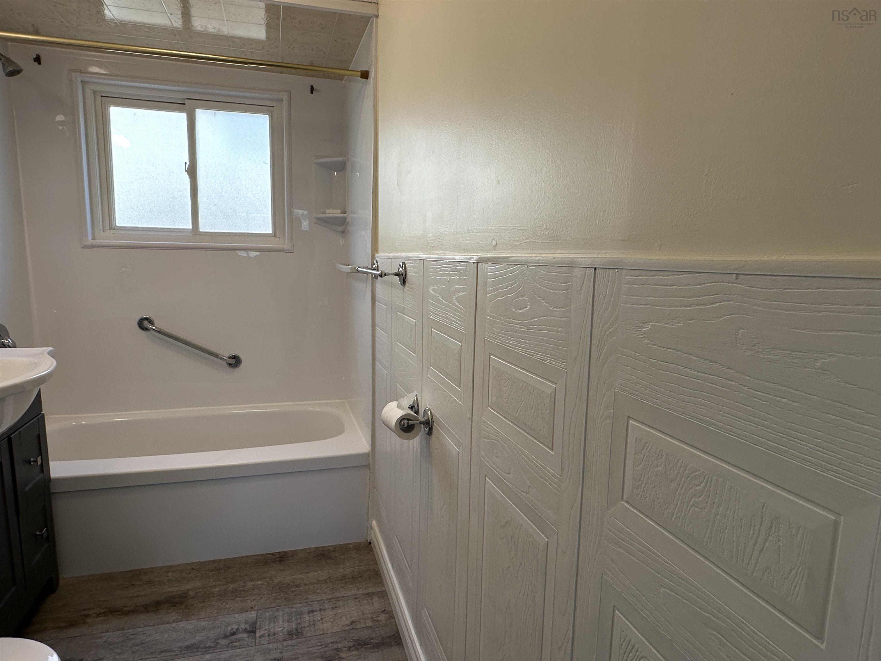 $284,500.00: 570 Nelson Street, New Glasgow