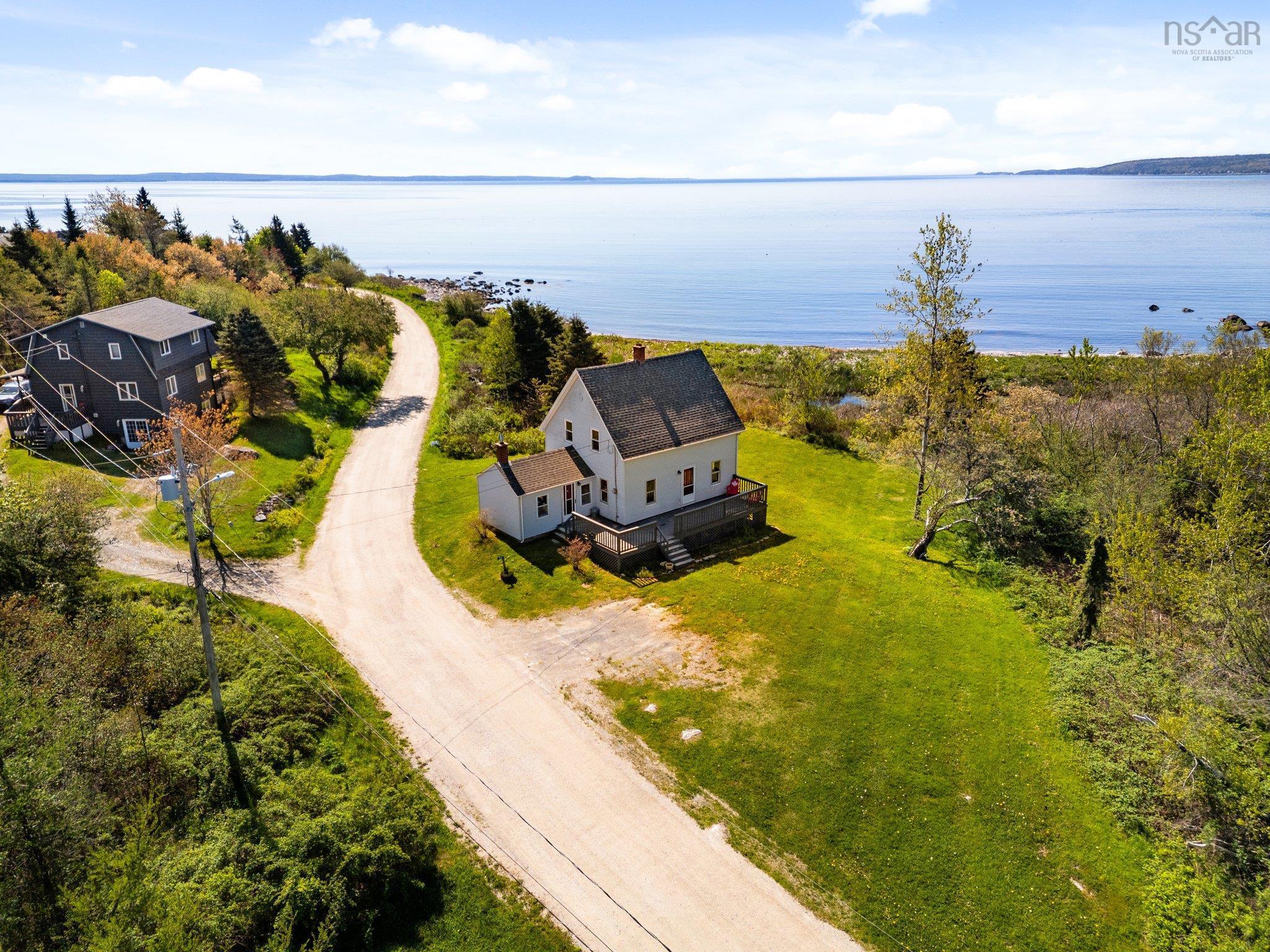 $599,000.00: 56 Lighthouse Road, Fox Point