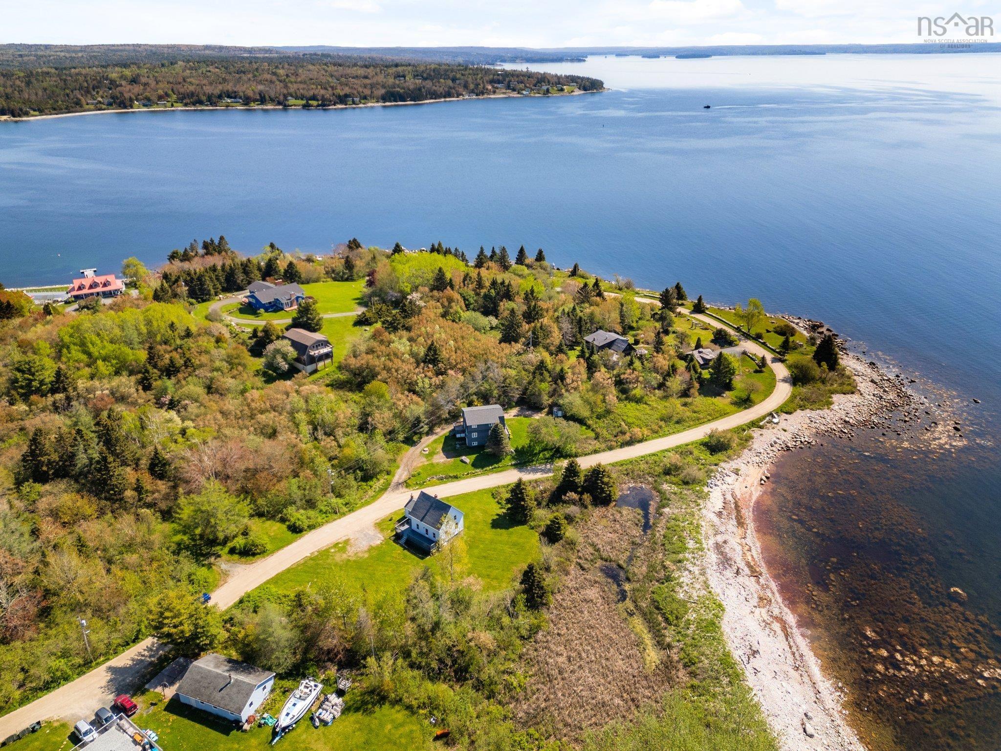 $599,000.00: 56 Lighthouse Road, Fox Point