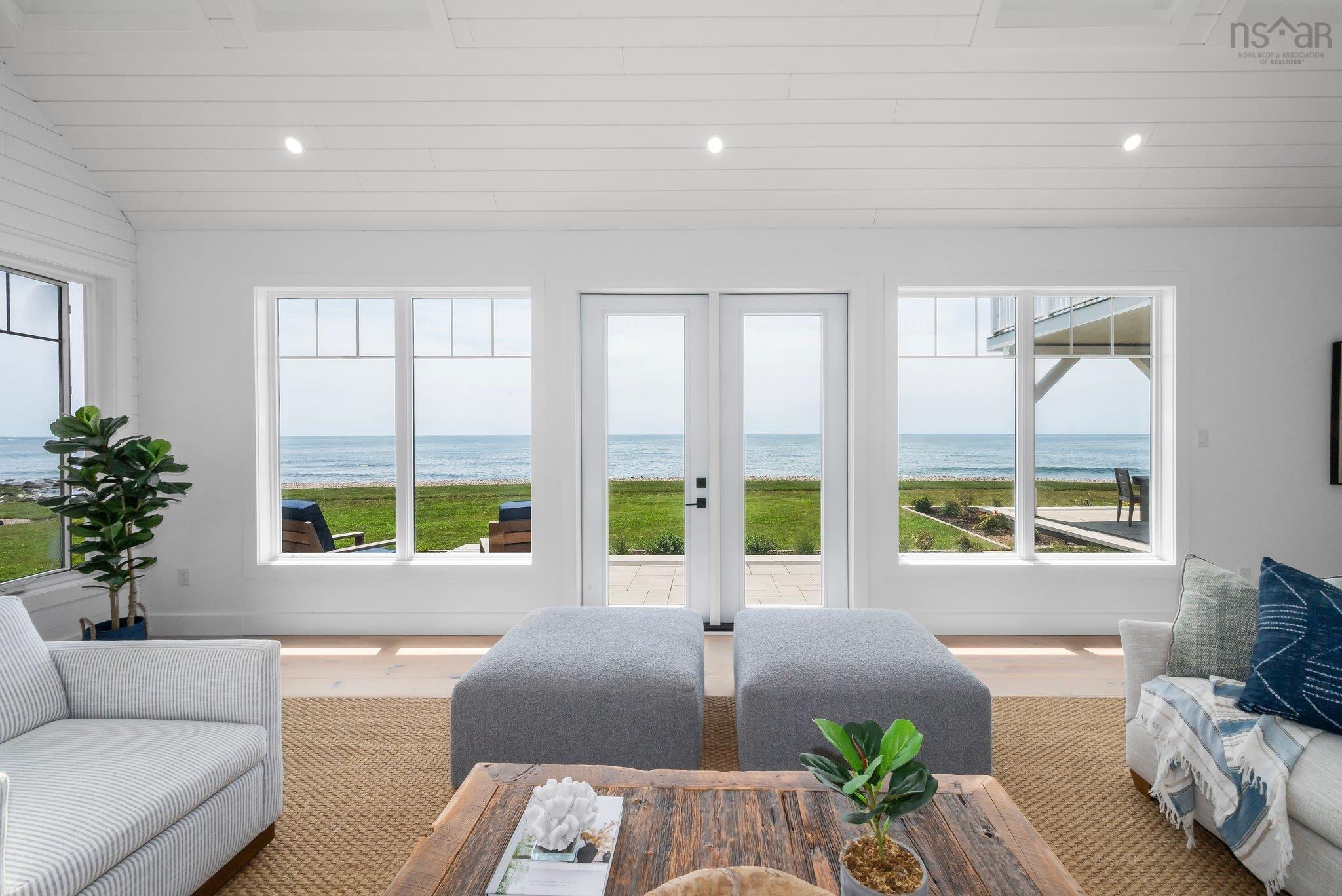 $1,750,000.00: 210 Moss Close, Lawrencetown