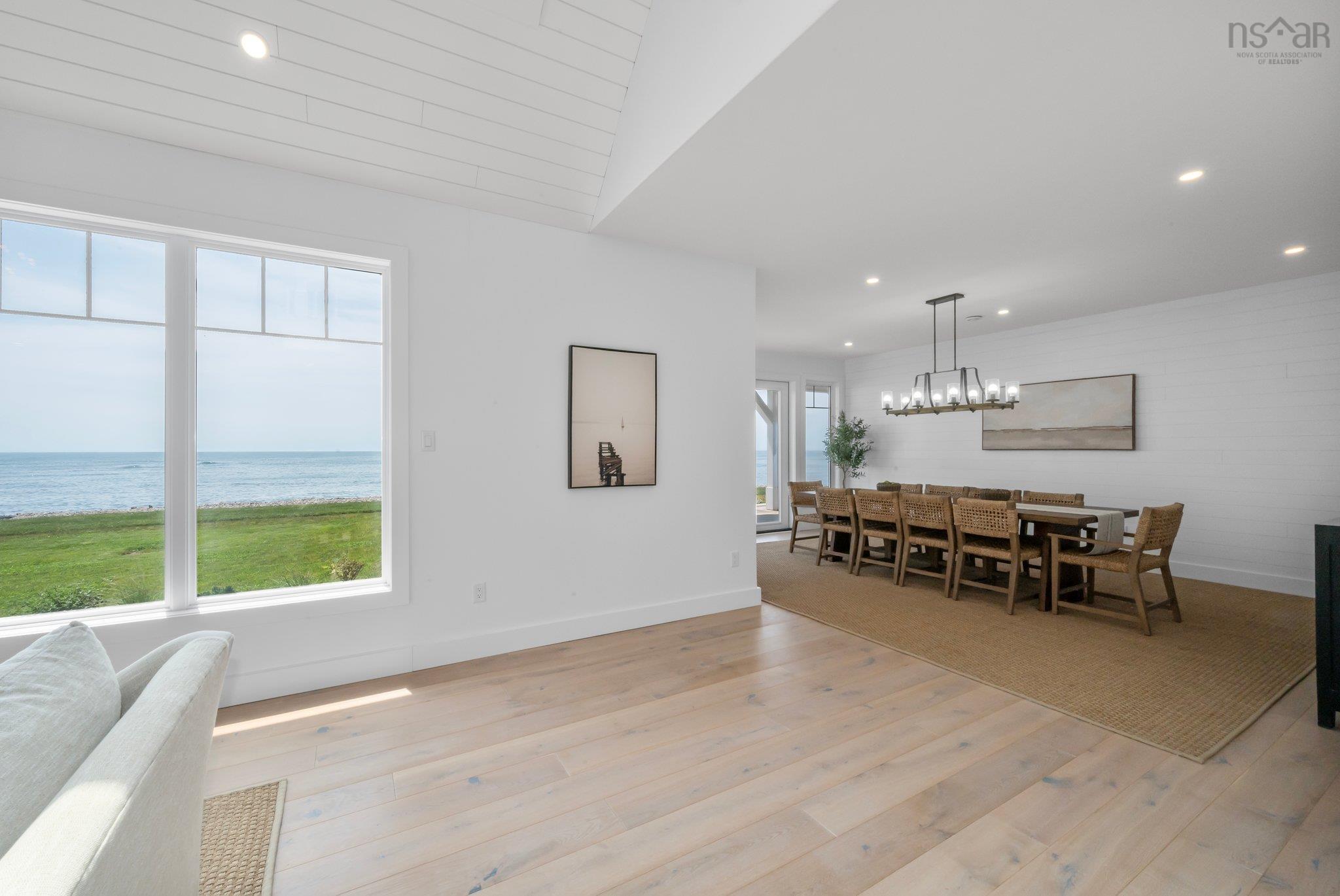 $1,750,000.00: 210 Moss Close, Lawrencetown
