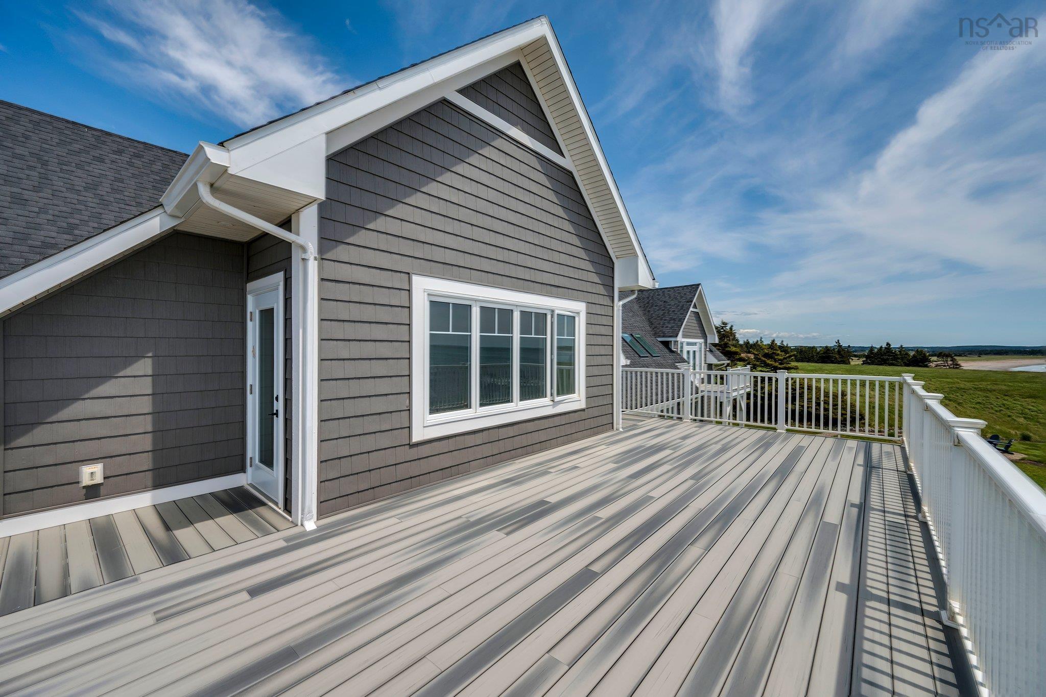 $1,750,000.00: 210 Moss Close, Lawrencetown