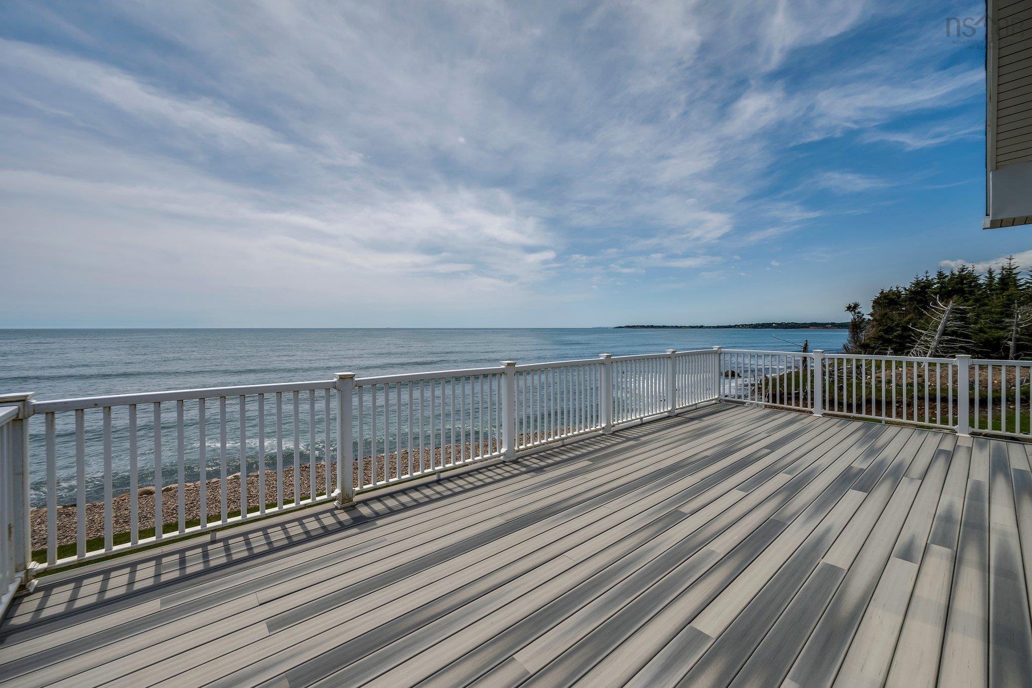 $1,750,000.00: 210 Moss Close, Lawrencetown