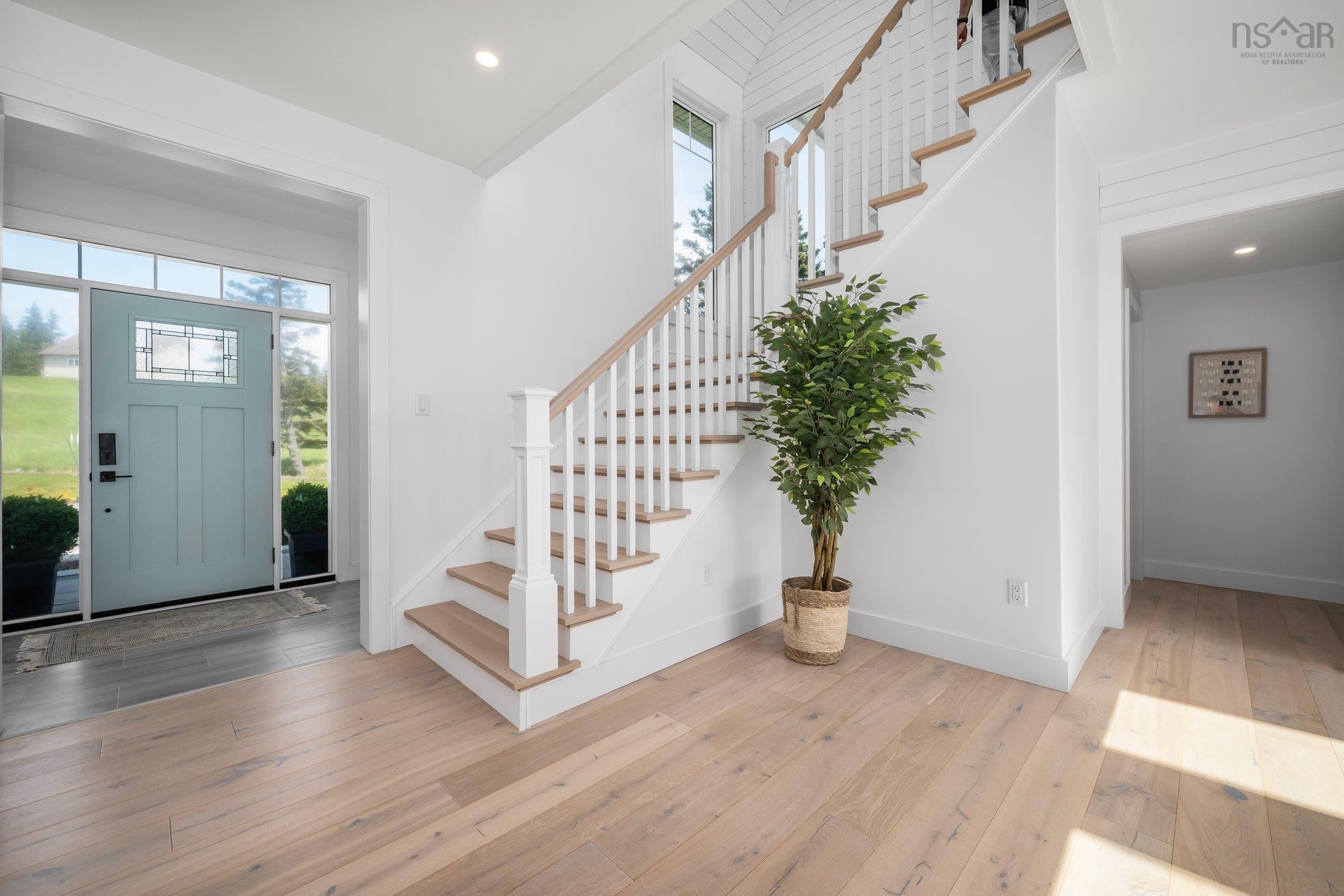 $1,750,000.00: 210 Moss Close, Lawrencetown