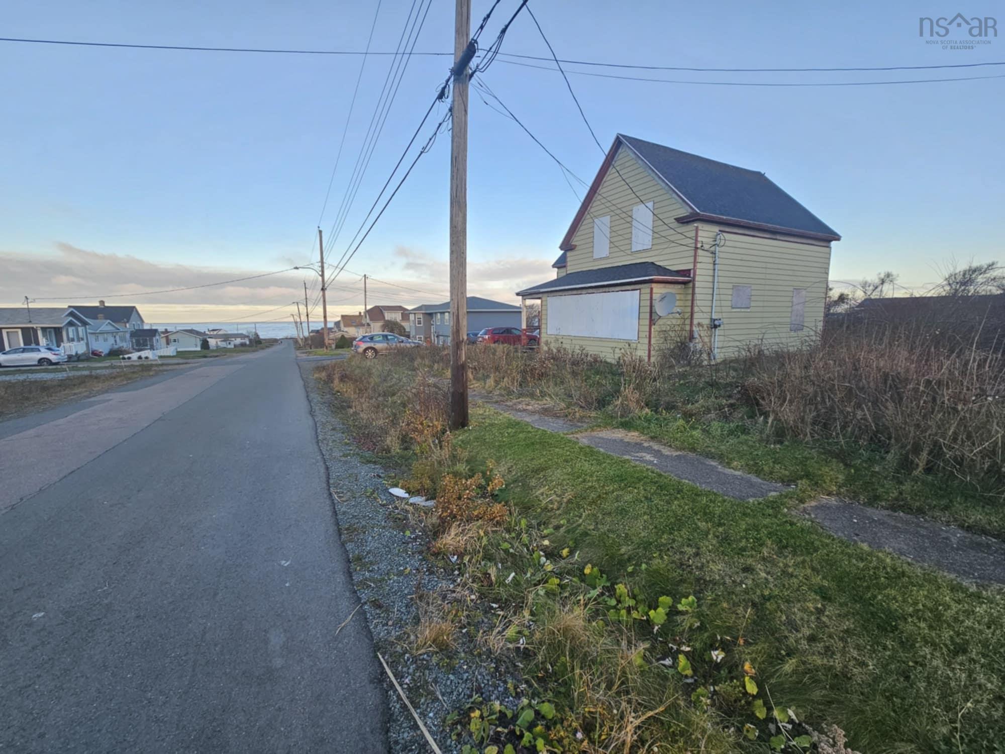 $85,000.00: 103 Ocean Avenue, Glace Bay