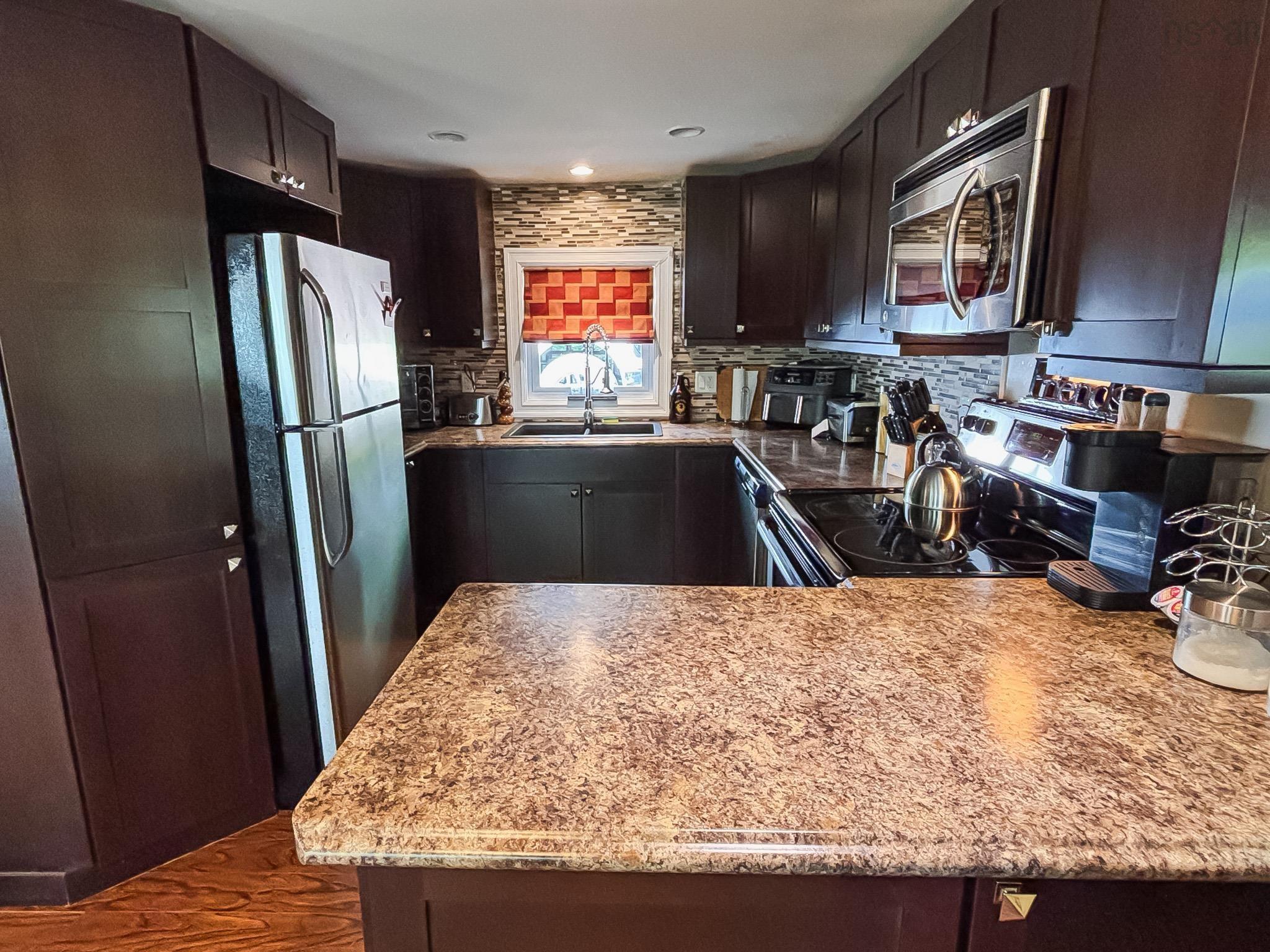 $599,900.00: 14 Mush A Mush Road, Lower Northfield