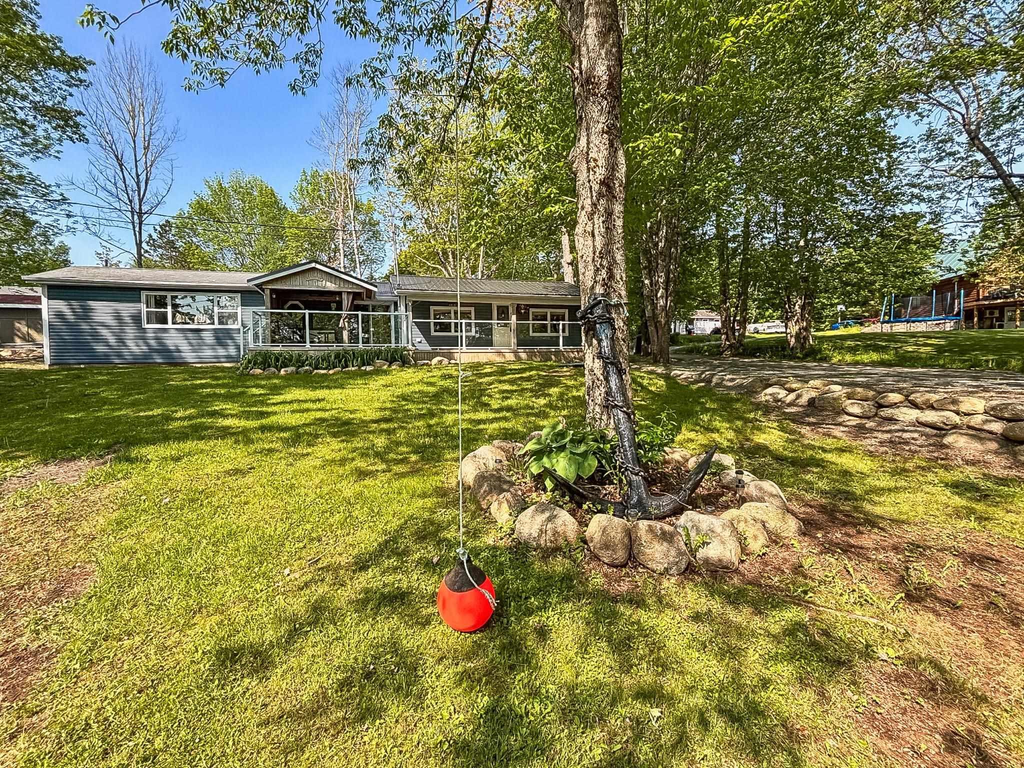 $599,900.00: 14 Mush A Mush Road, Lower Northfield