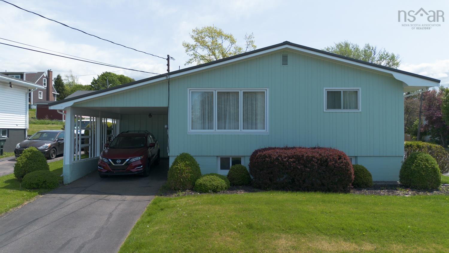 $335,000.00: 275 KING Street, Truro